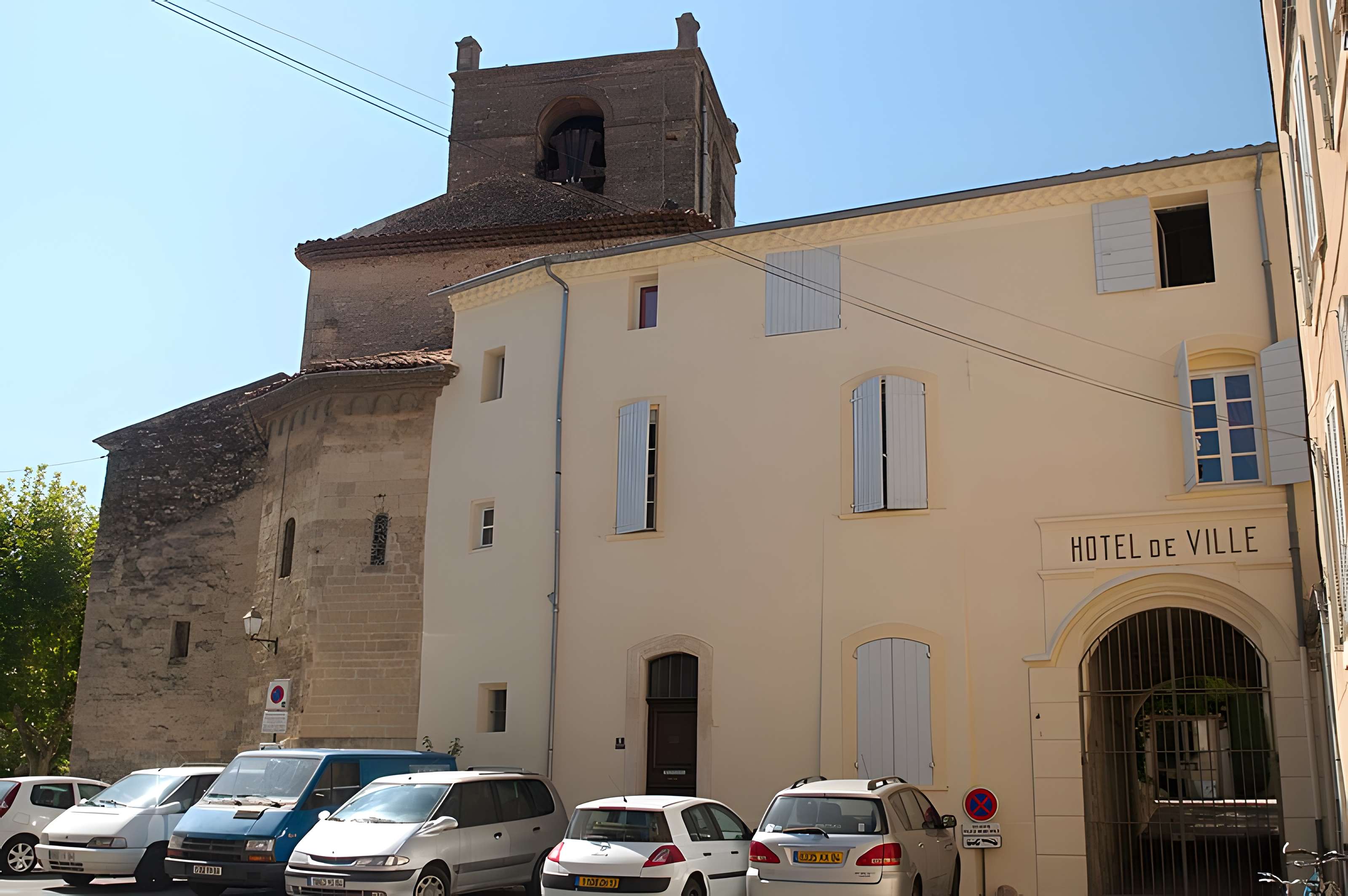 Église Notre-Dame-de-Romégas de La Tour-d'Aigues