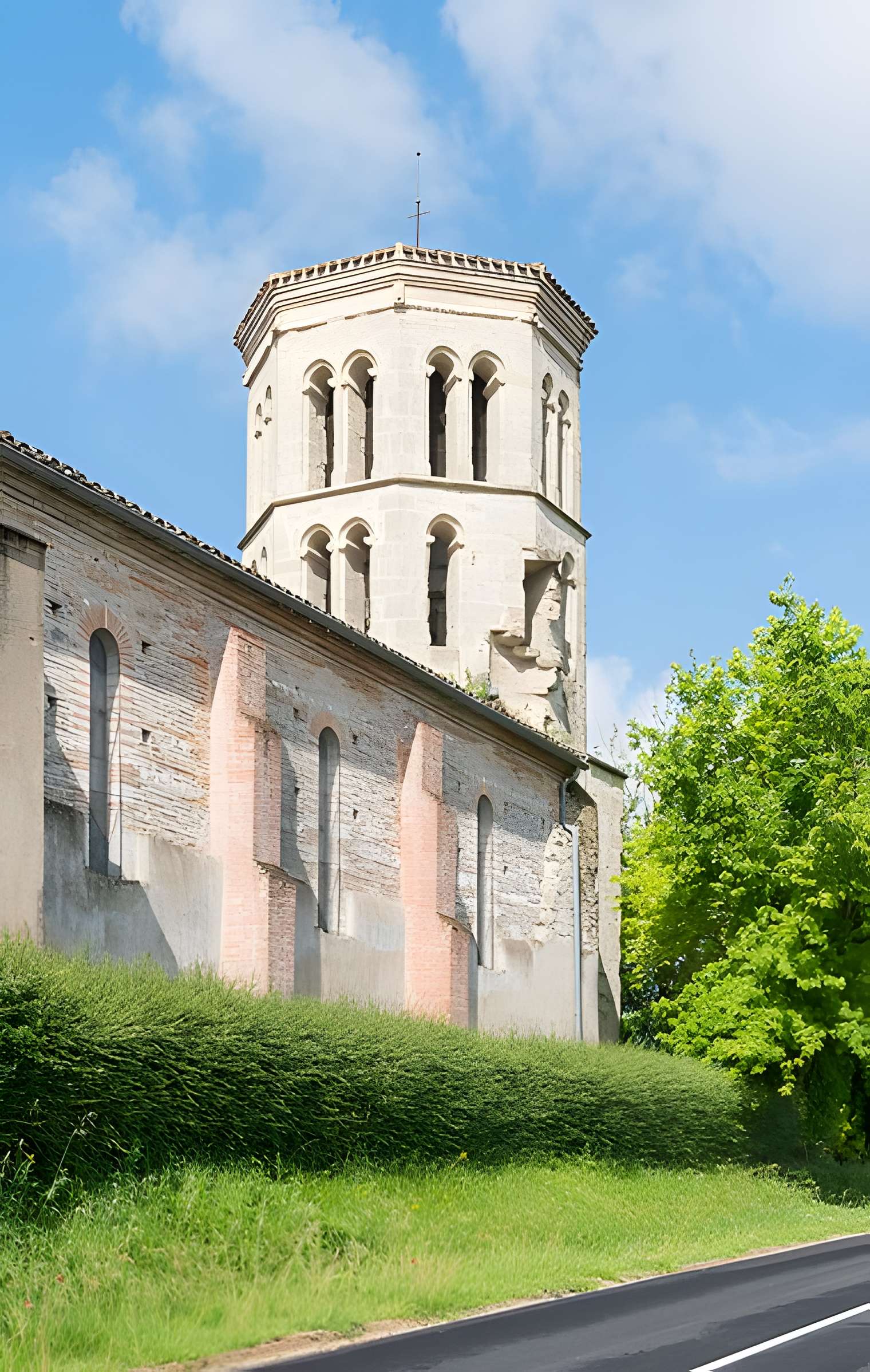 Église Notre-Dame-des Misères de Mirabel