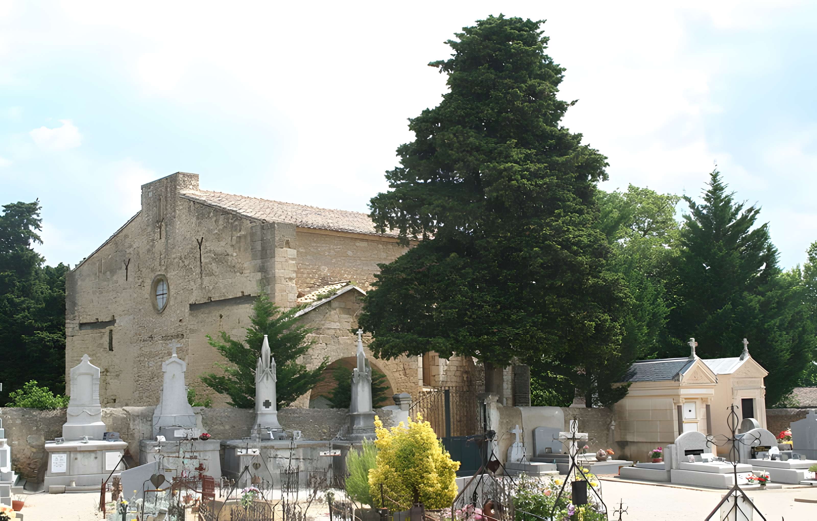 Église Notre-Dame-des-Pins d'Espondeilhan