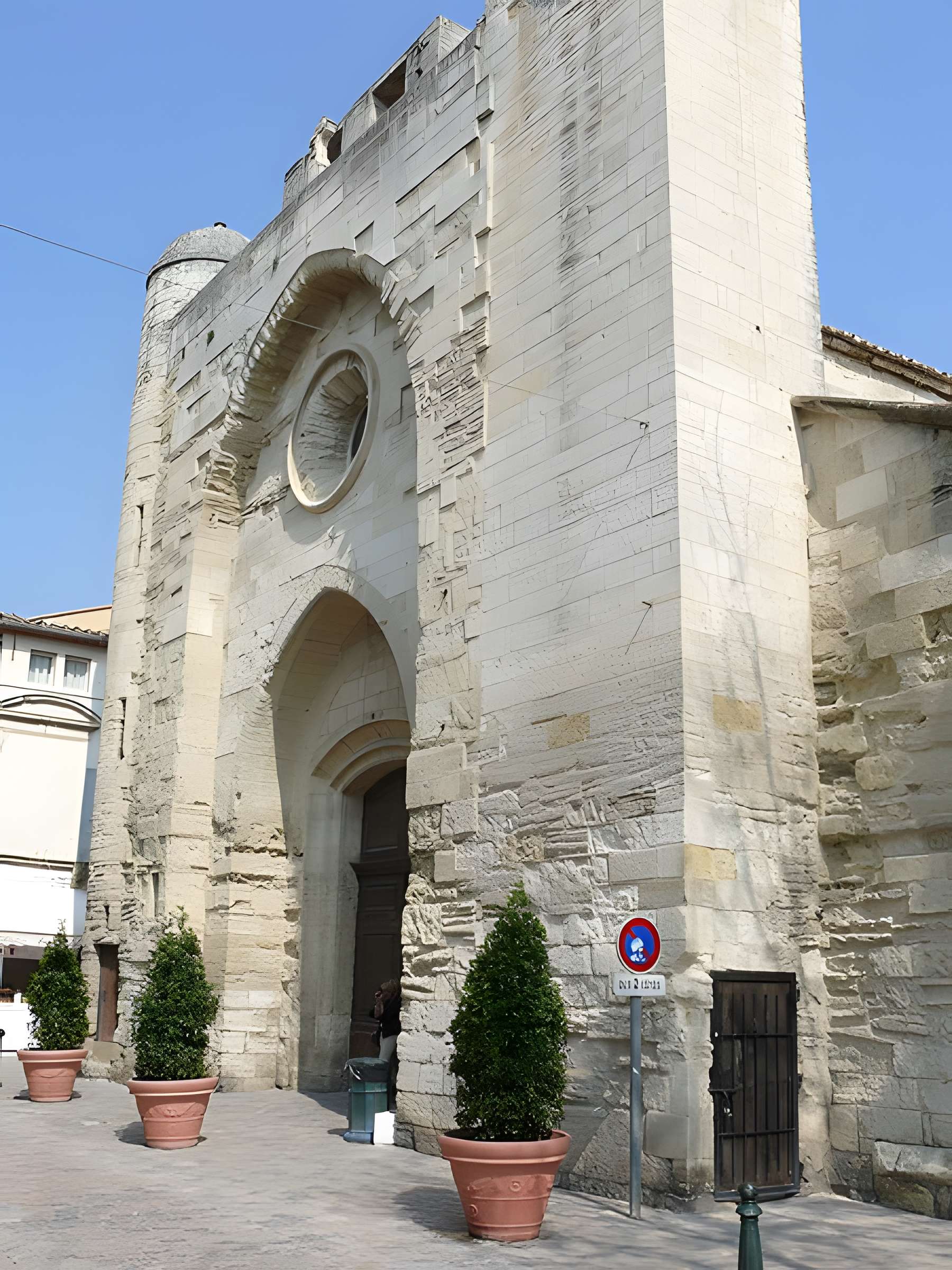 Église Notre-Dame-des-Sablons d'Aigues-Mortes 