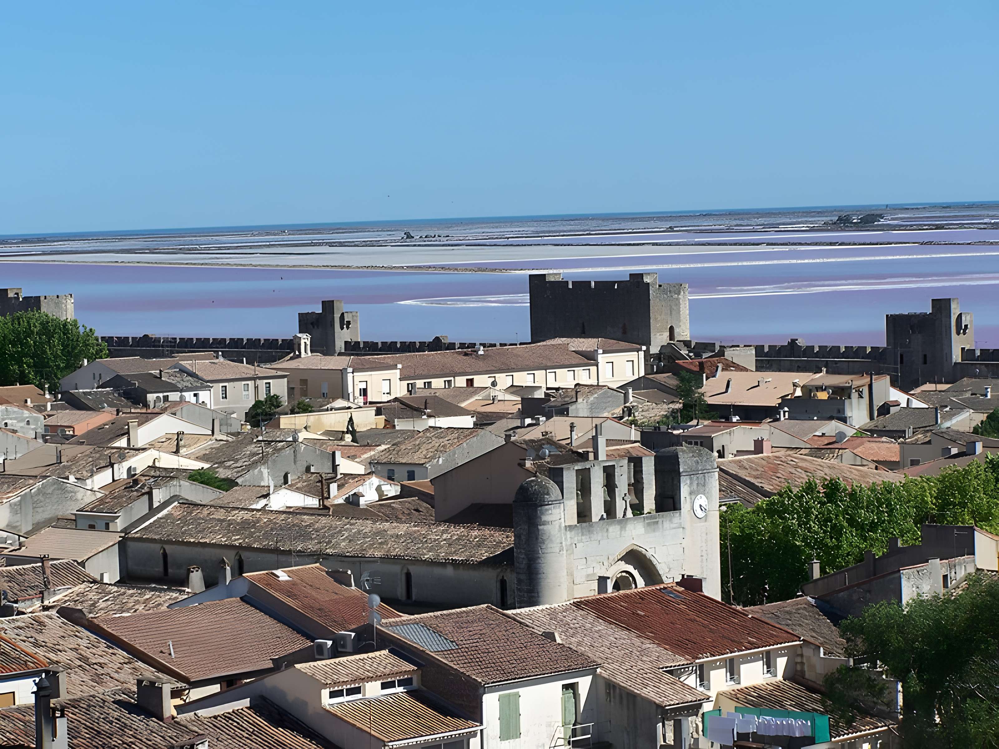 Église Notre-Dame-des-Sablons d'Aigues-Mortes