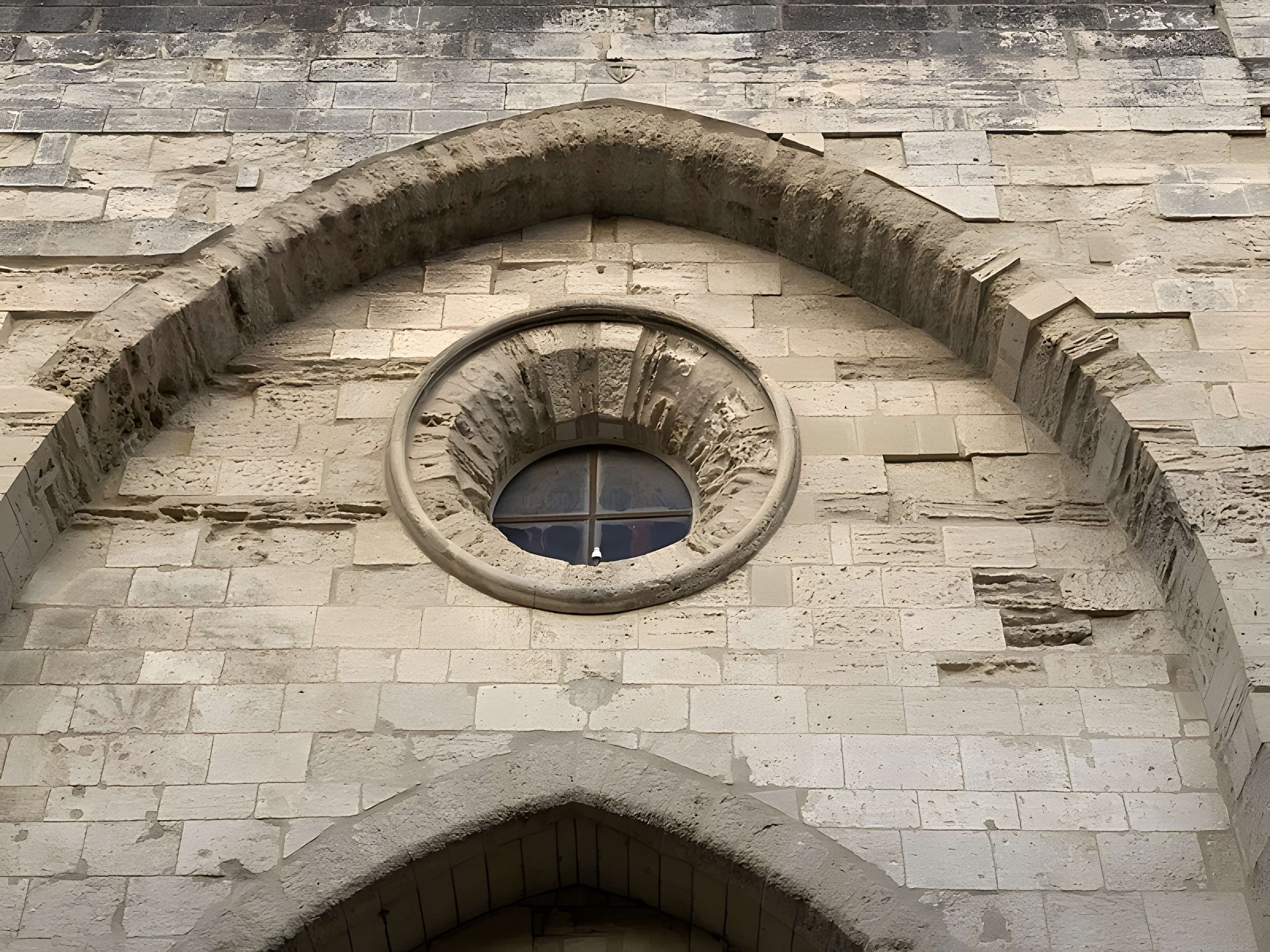 Église Notre-Dame-des-Sablons d'Aigues-Mortes