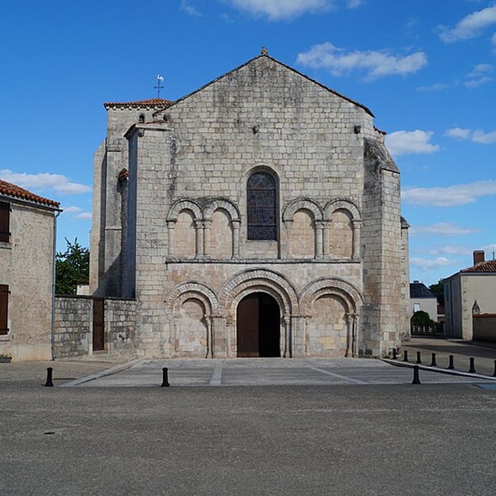 Photo de Église Notre-Dame-des-Sources de Fontaines