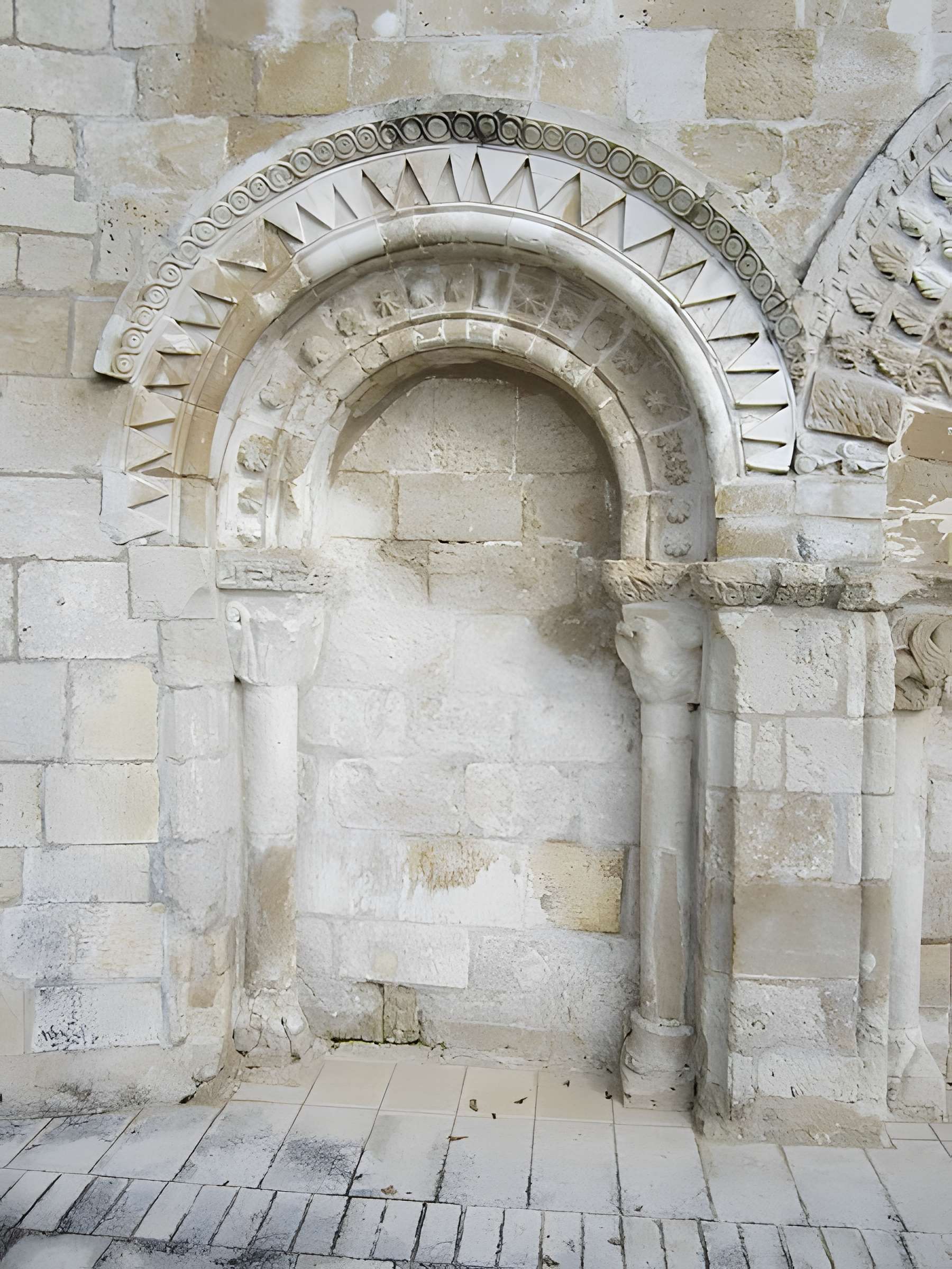 Église Notre-Dame-des-Sources de Fontaines