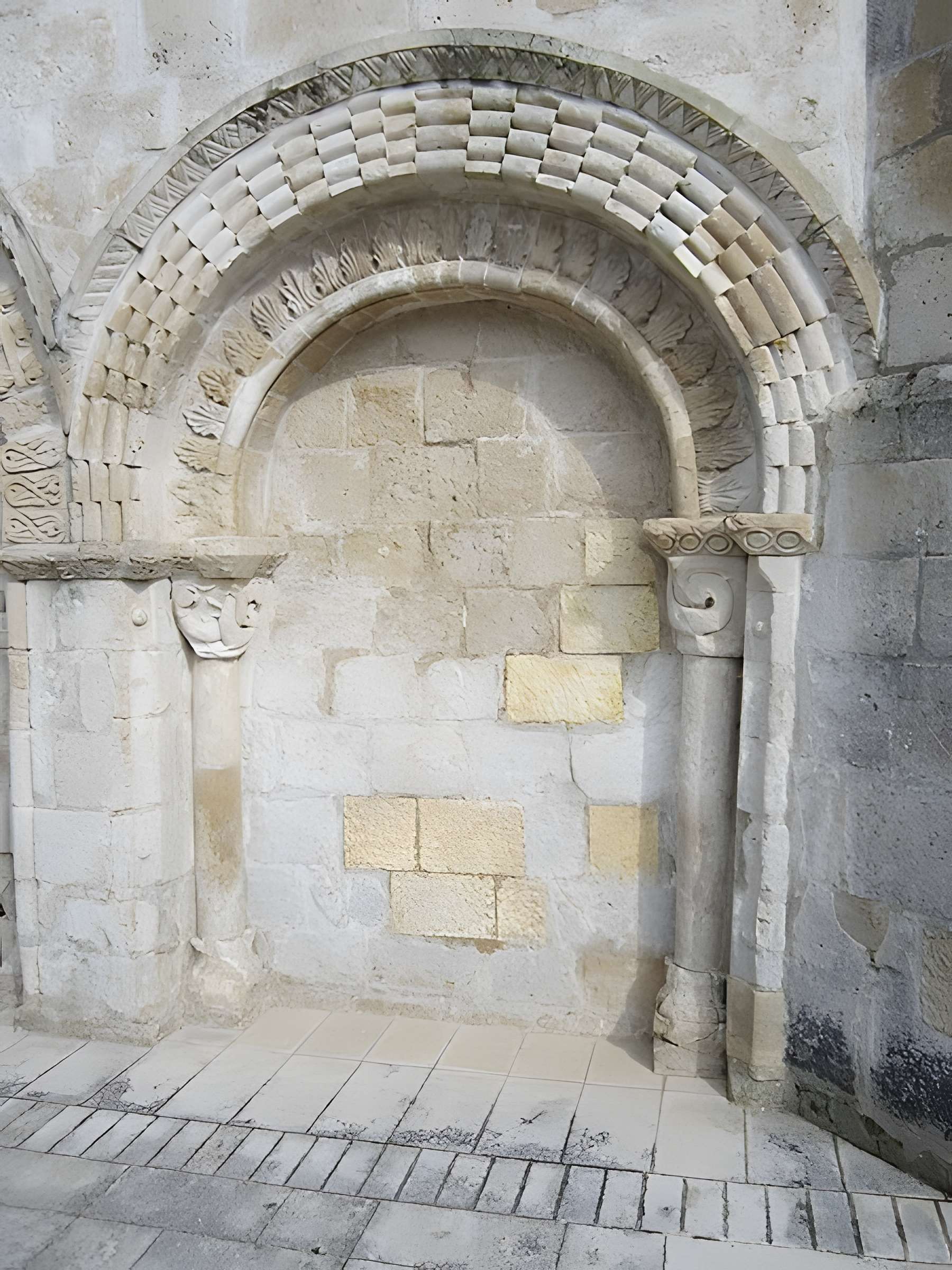 Église Notre-Dame-des-Sources de Fontaines