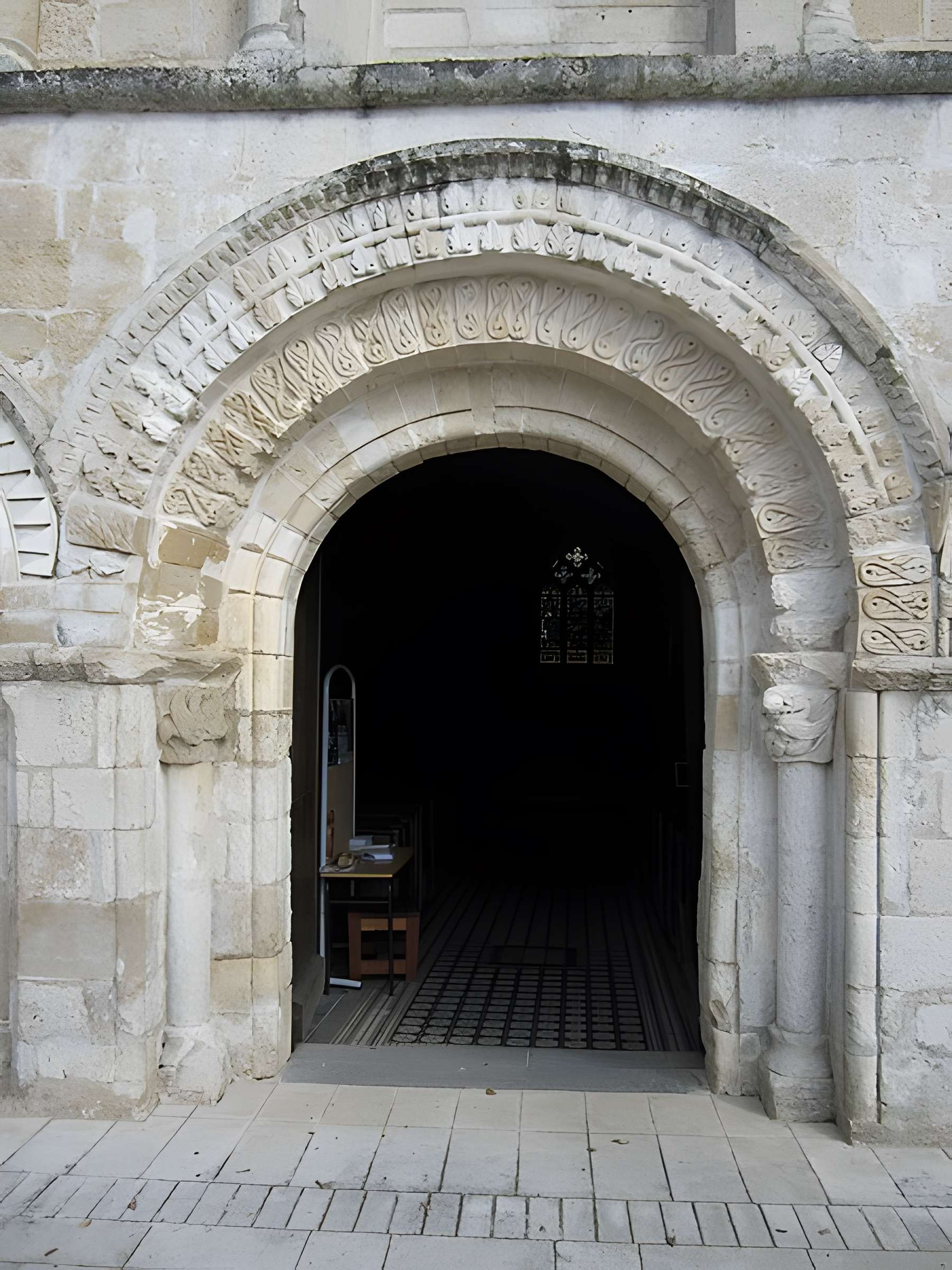 Église Notre-Dame-des-Sources de Fontaines