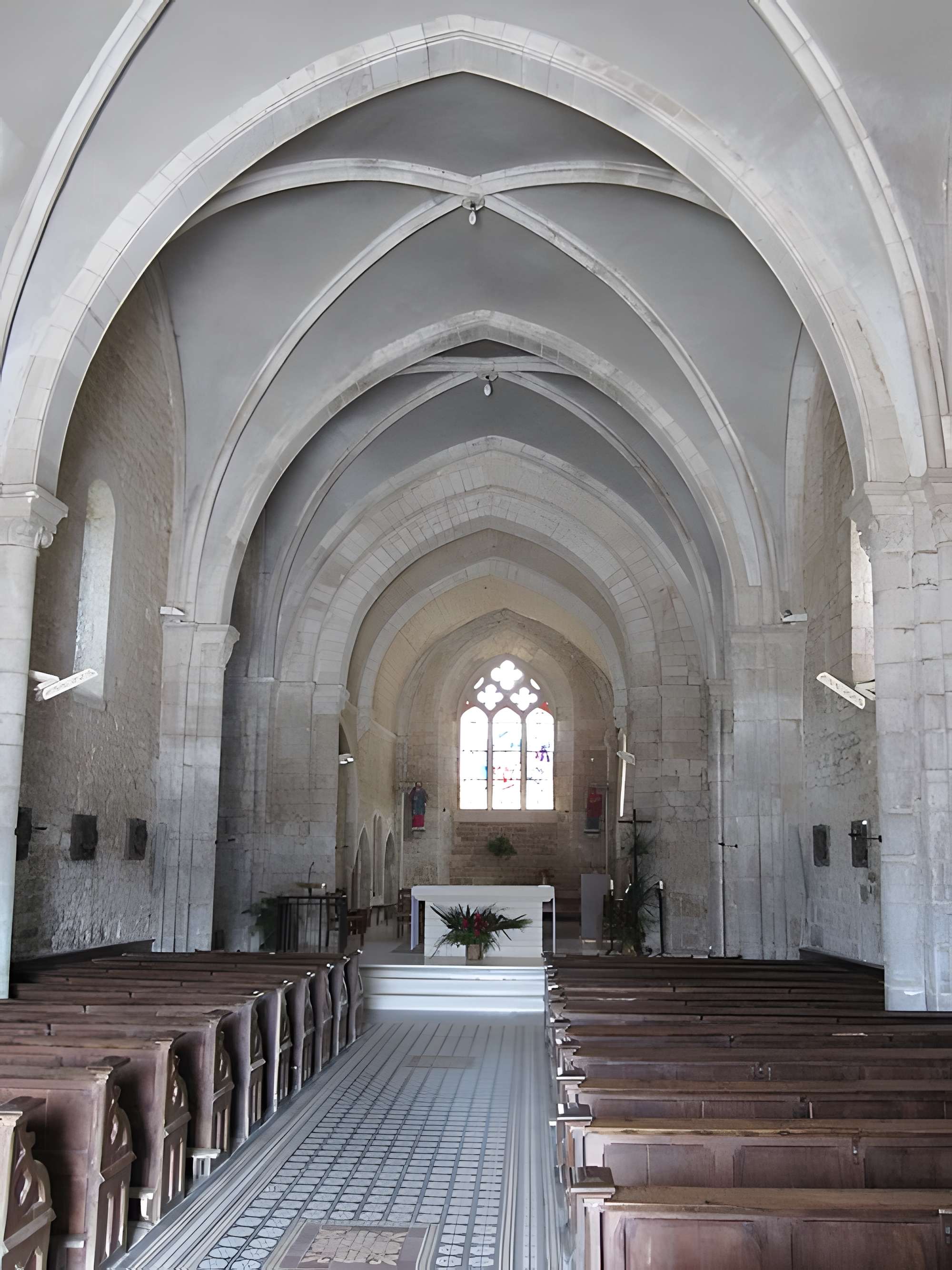 Église Notre-Dame-des-Sources de Fontaines