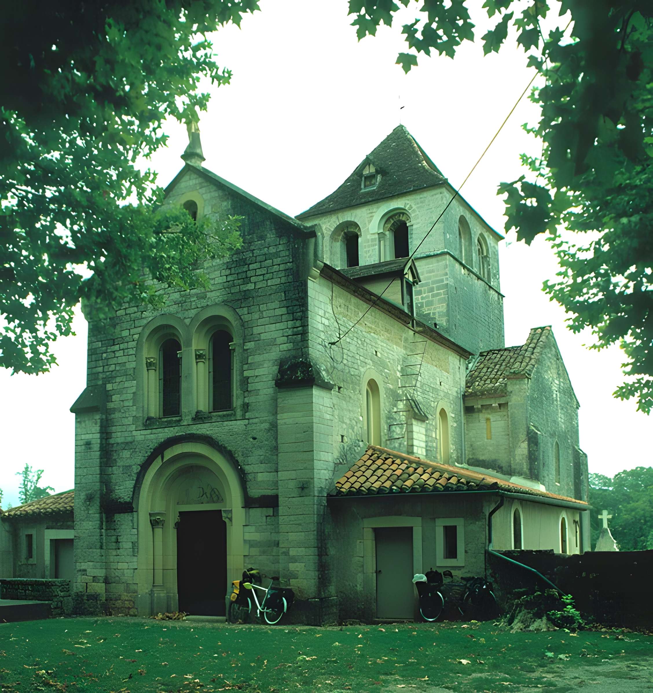 Église Notre-Dame-de-Vêles de Vers