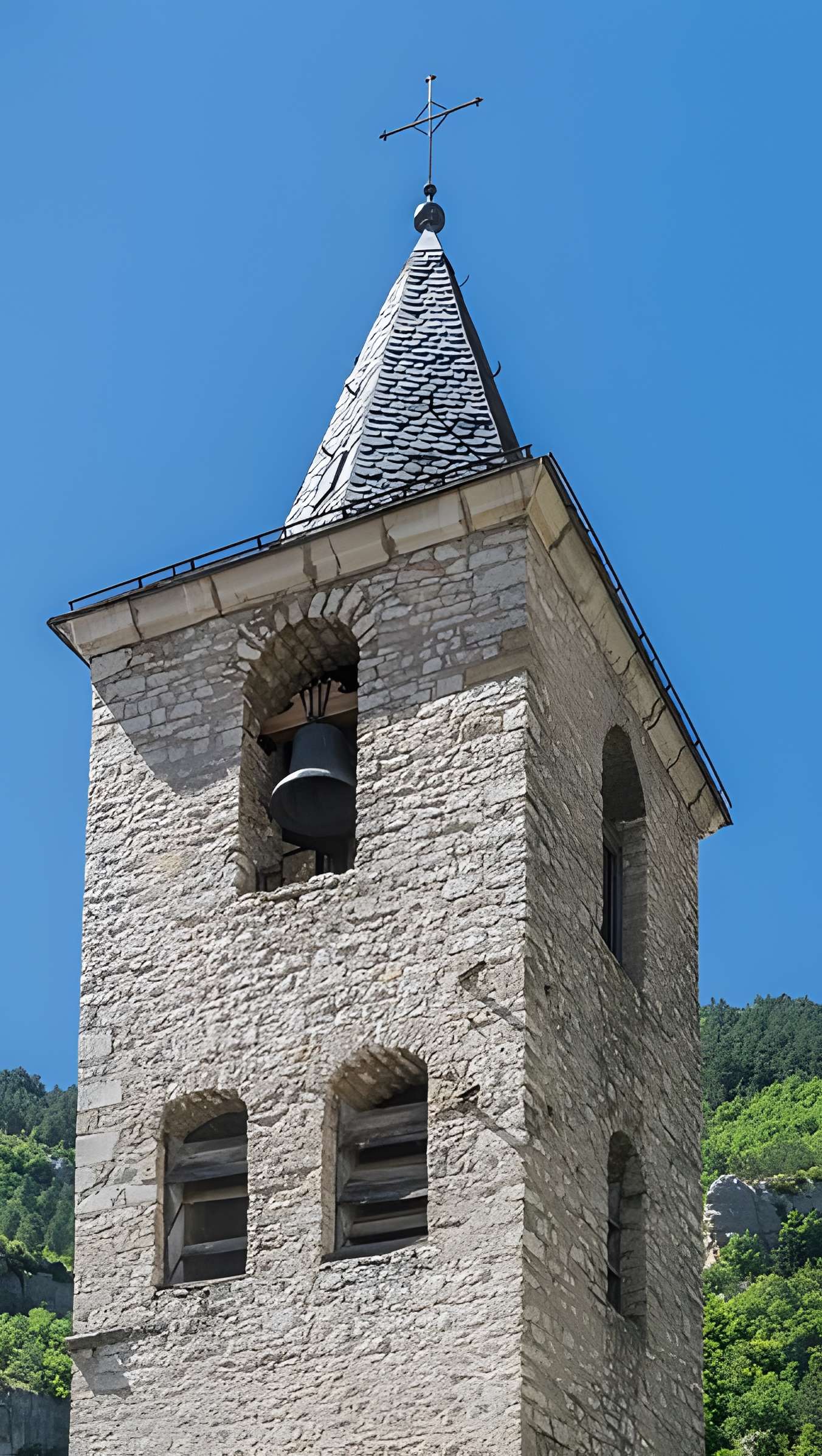 Église Notre-Dame-du-Gourg de Sainte-Enimie