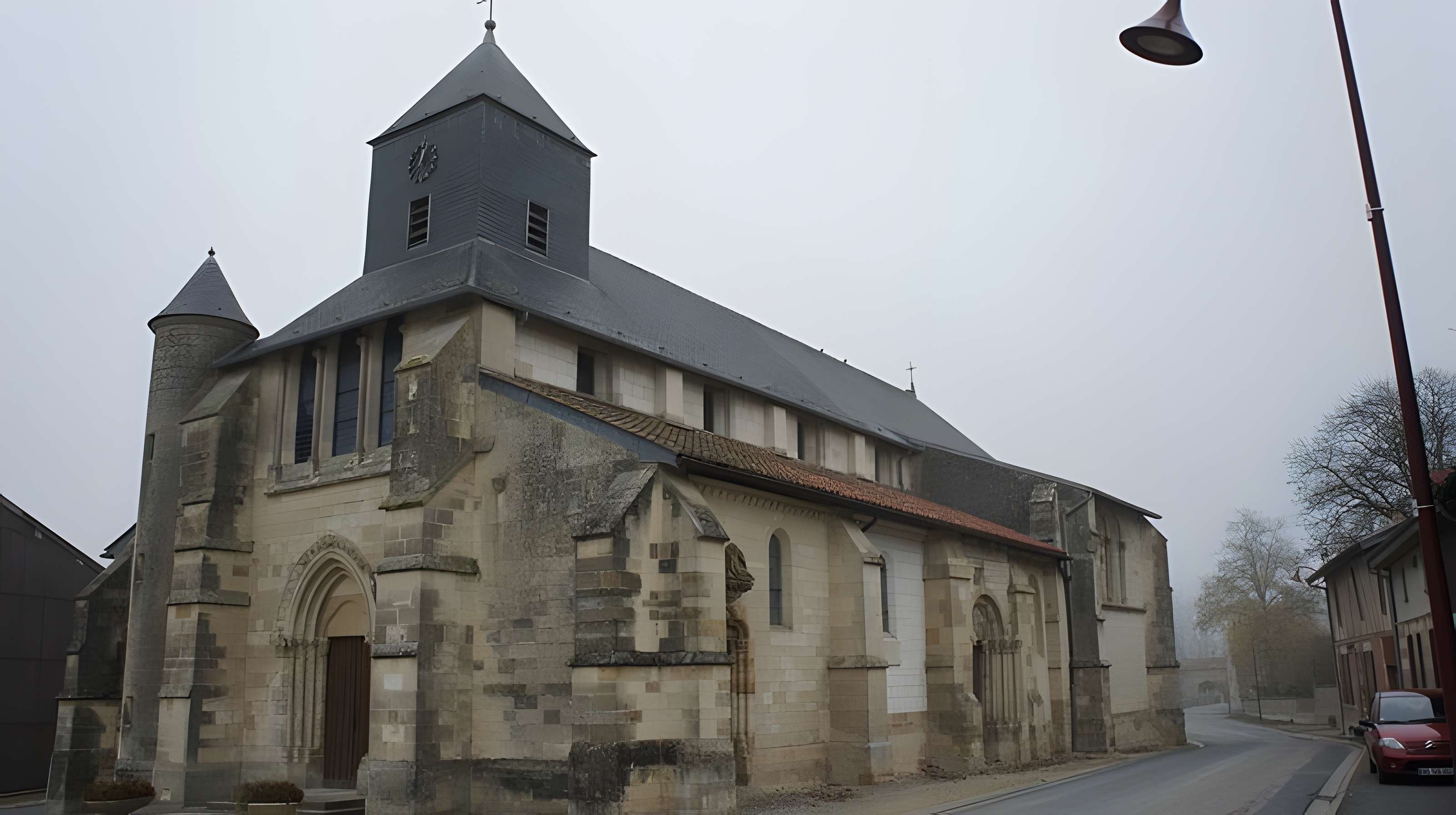 Église Notre-Dame-du-Soldat de Hans 