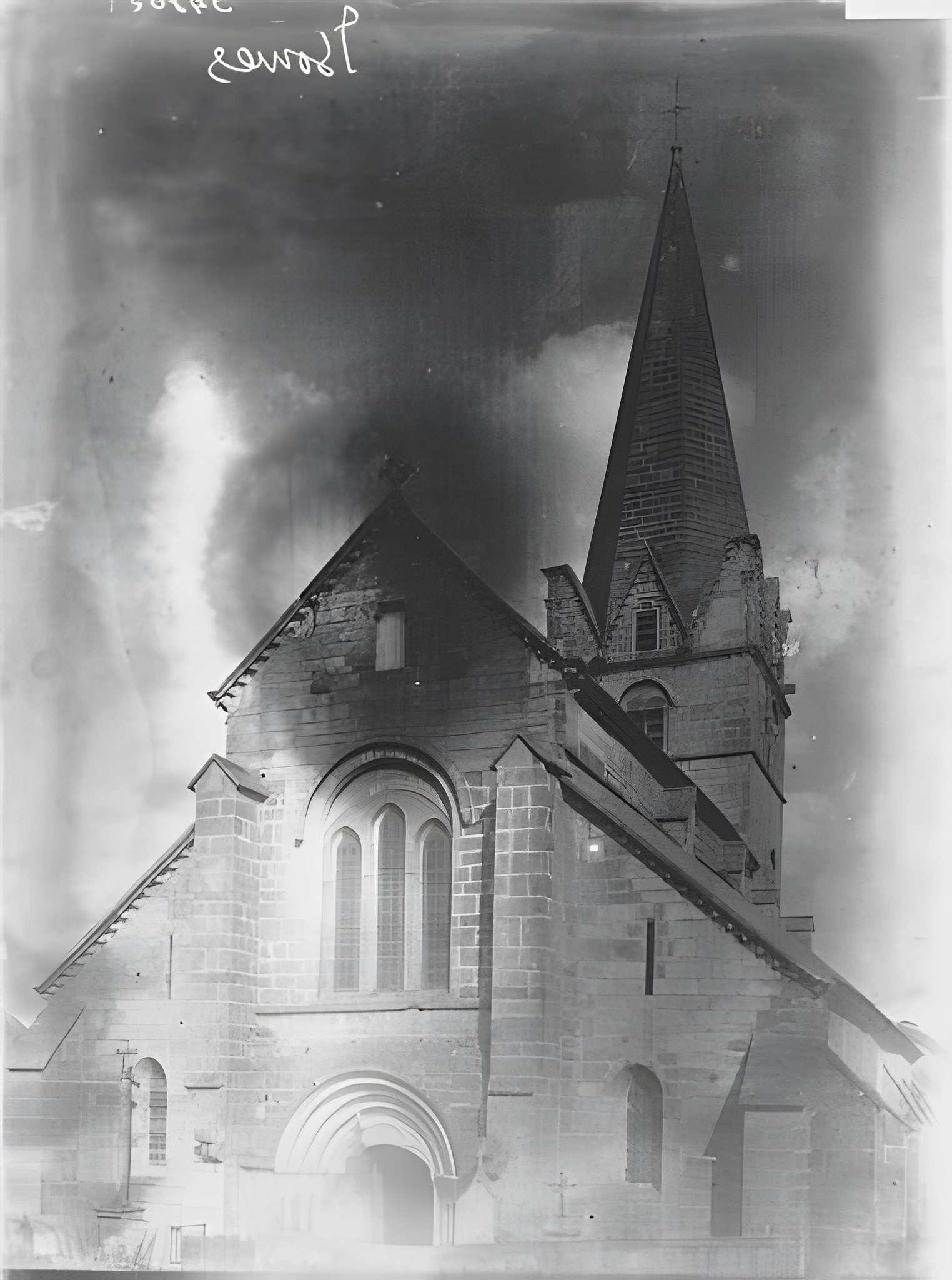 Église Notre-Dame-en-son-Assomption d'Isômes