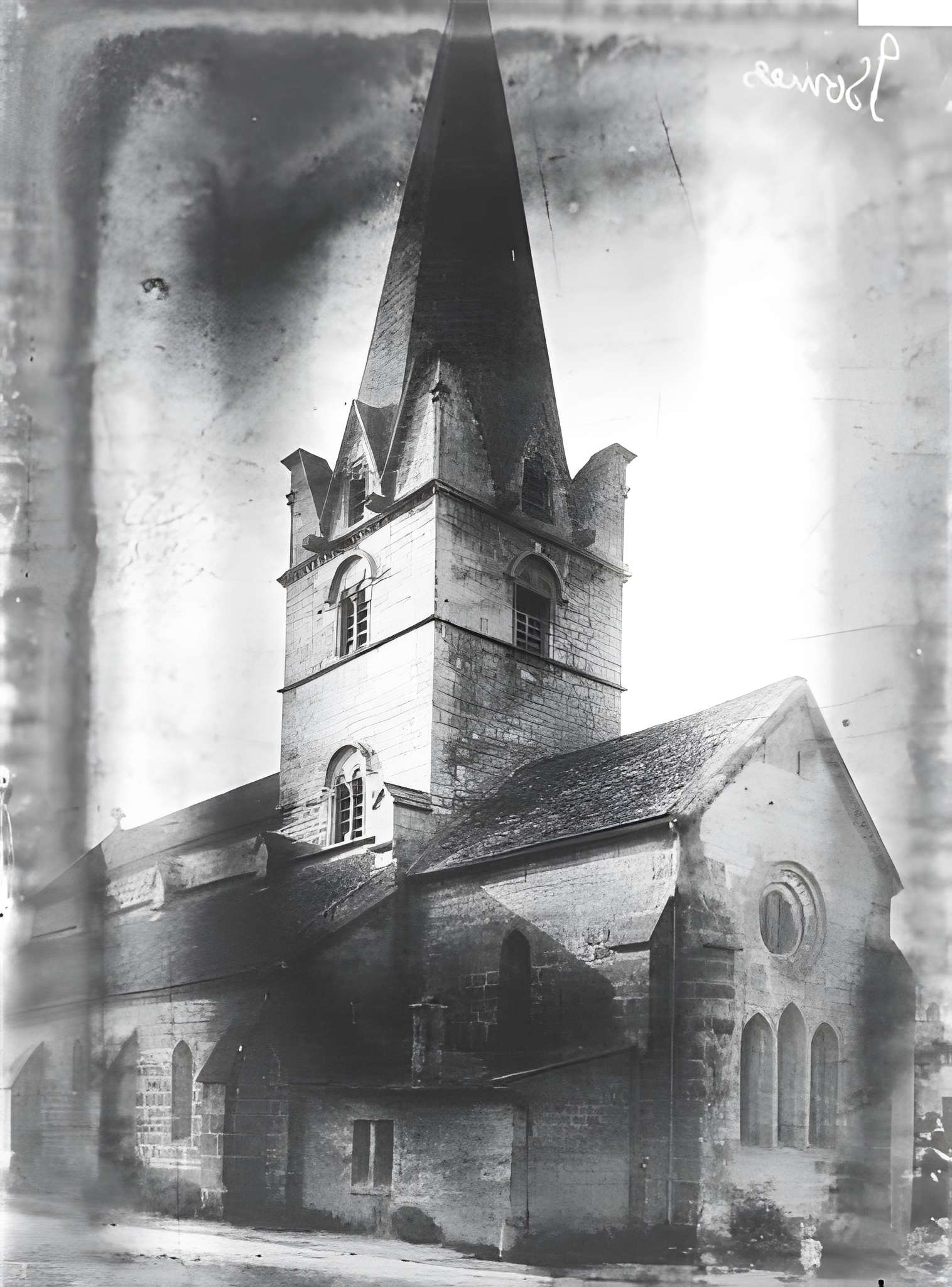 Église Notre-Dame-en-son-Assomption d'Isômes