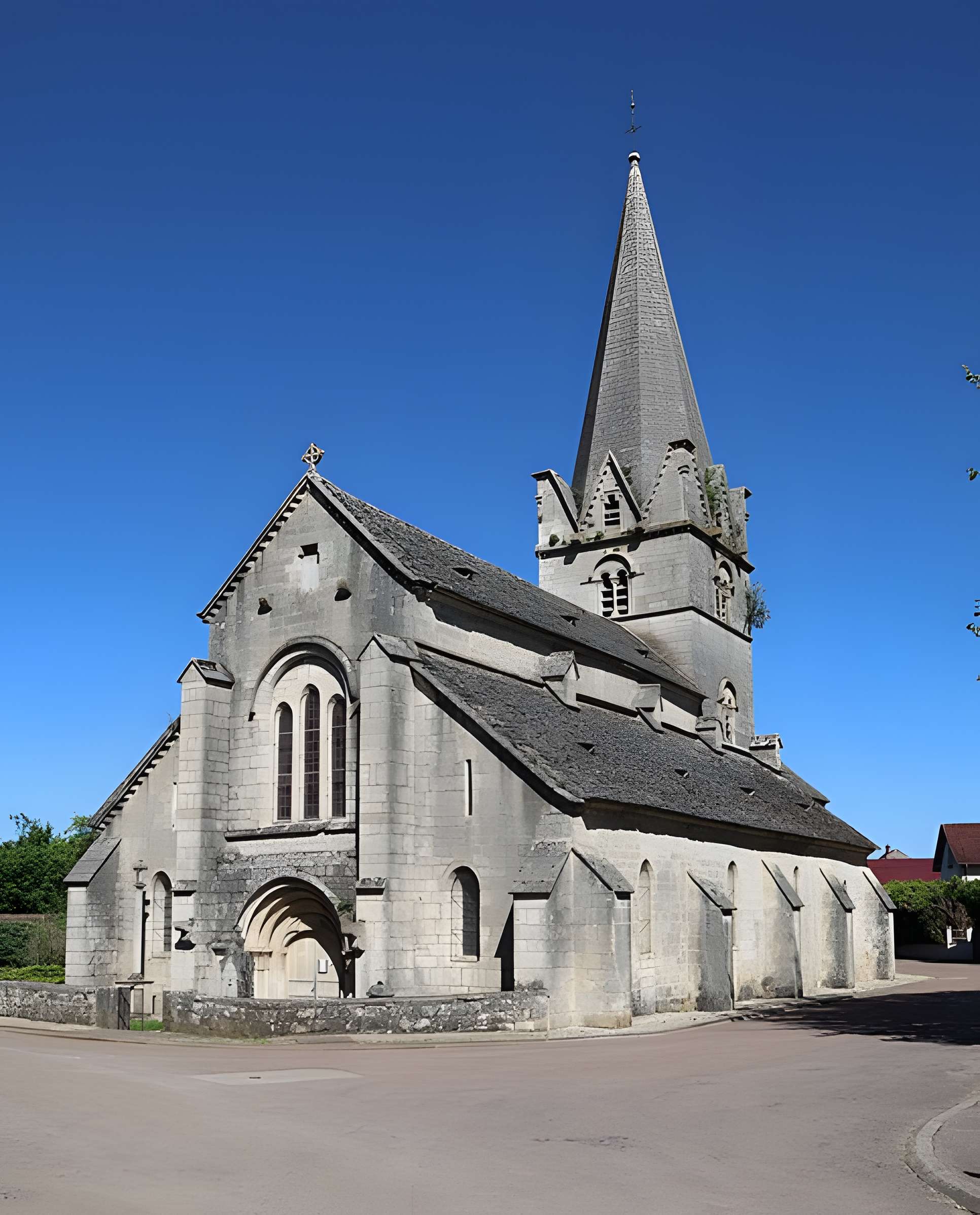 Église Notre-Dame-en-son-Assomption d'Isômes