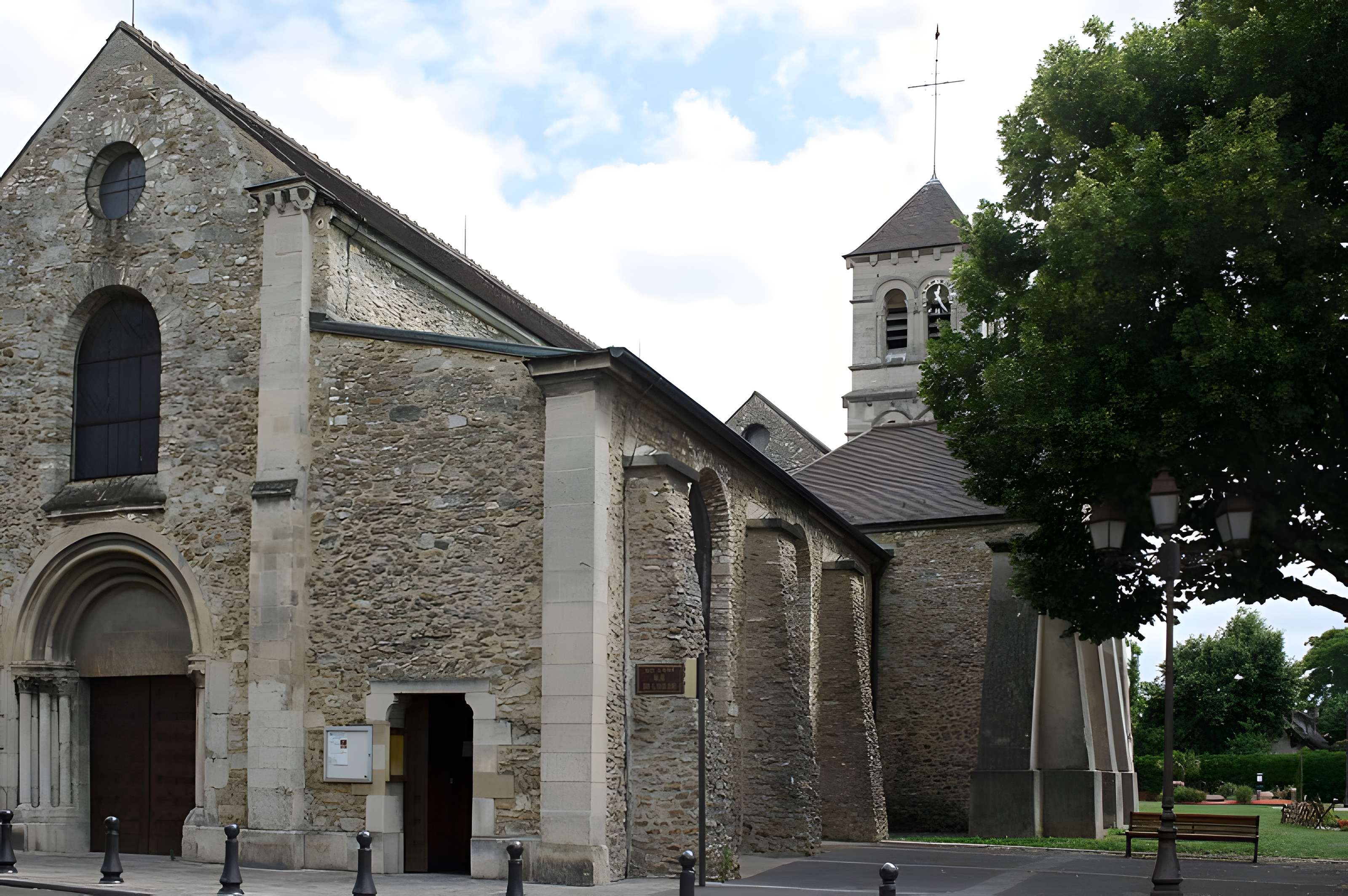 Église Notre-Dame-et-Saint-Eugène de Deuil-la-Barre