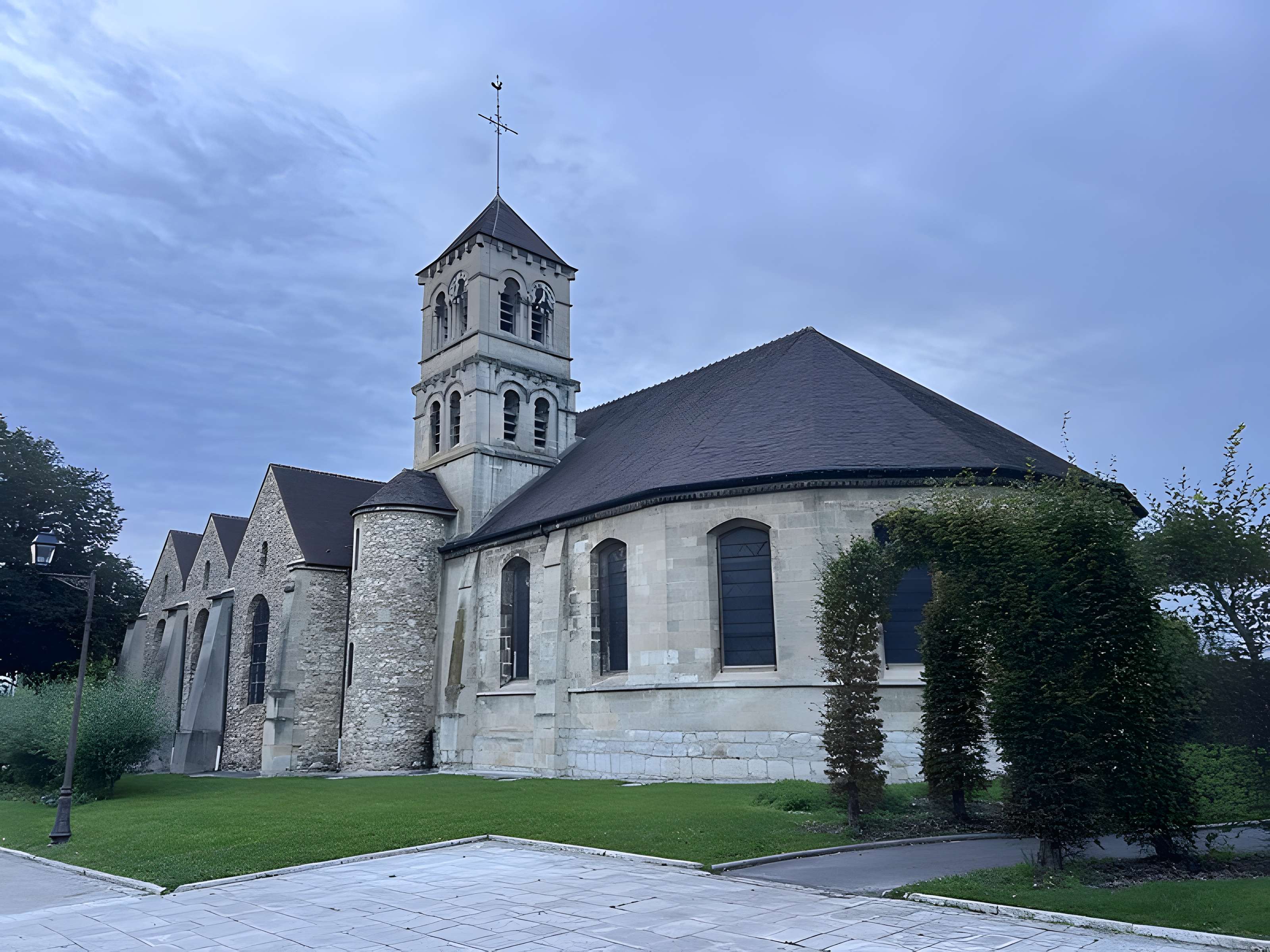 Église Notre-Dame-et-Saint-Eugène de Deuil-la-Barre