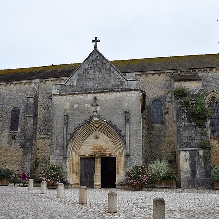 Photo de Église Notre-Dame-et-Saint-Junien de Lusignan