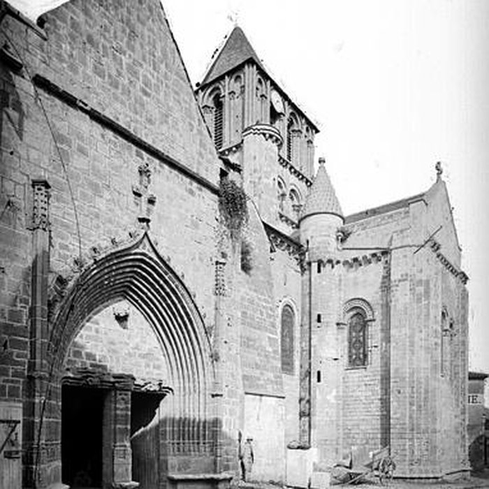 Photo de Église Notre-Dame-et-Saint-Junien de Lusignan