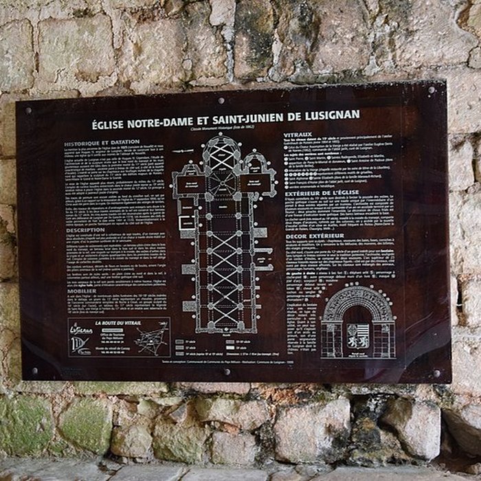 Photo de Église Notre-Dame-et-Saint-Junien de Lusignan