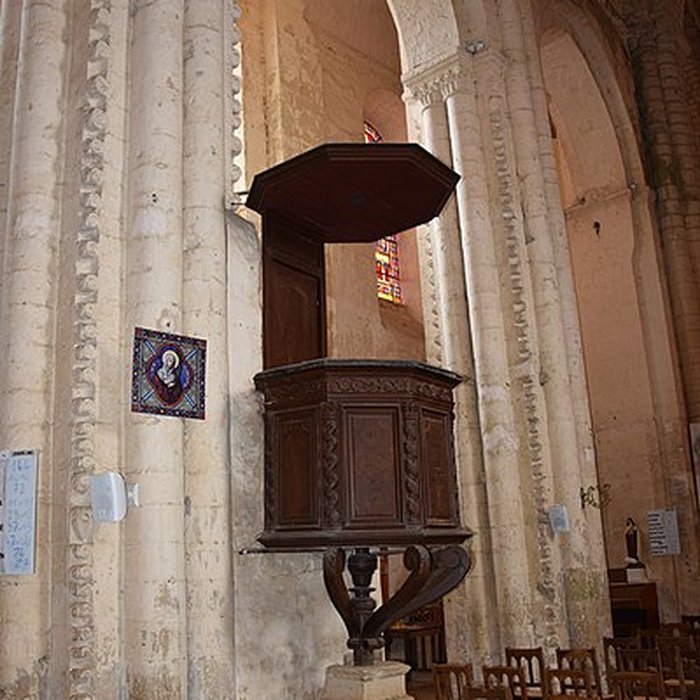 Photo de Église Notre-Dame-et-Saint-Junien de Lusignan