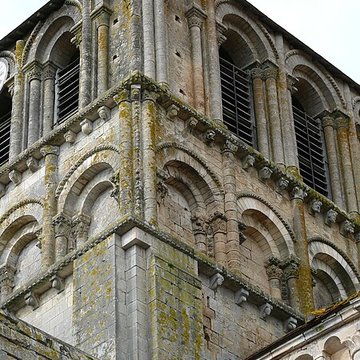 Église Notre-Dame-et-Saint-Junien de Lusignan