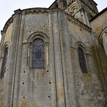 Église Notre-Dame-et-Saint-Junien de Lusignan