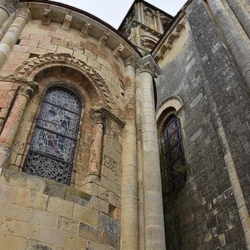 Église Notre-Dame-et-Saint-Junien de Lusignan