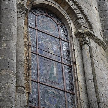 Église Notre-Dame-et-Saint-Junien de Lusignan