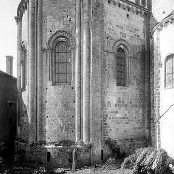 Église Notre-Dame-et-Saint-Junien de Lusignan