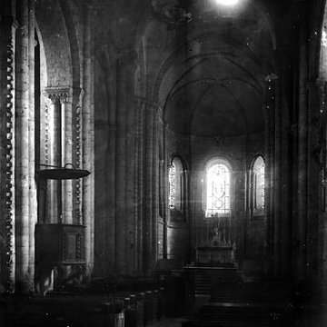 Église Notre-Dame-et-Saint-Junien de Lusignan