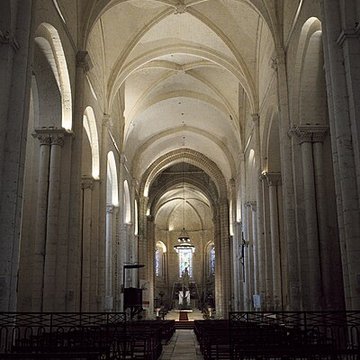 Église Notre-Dame-et-Saint-Junien de Lusignan