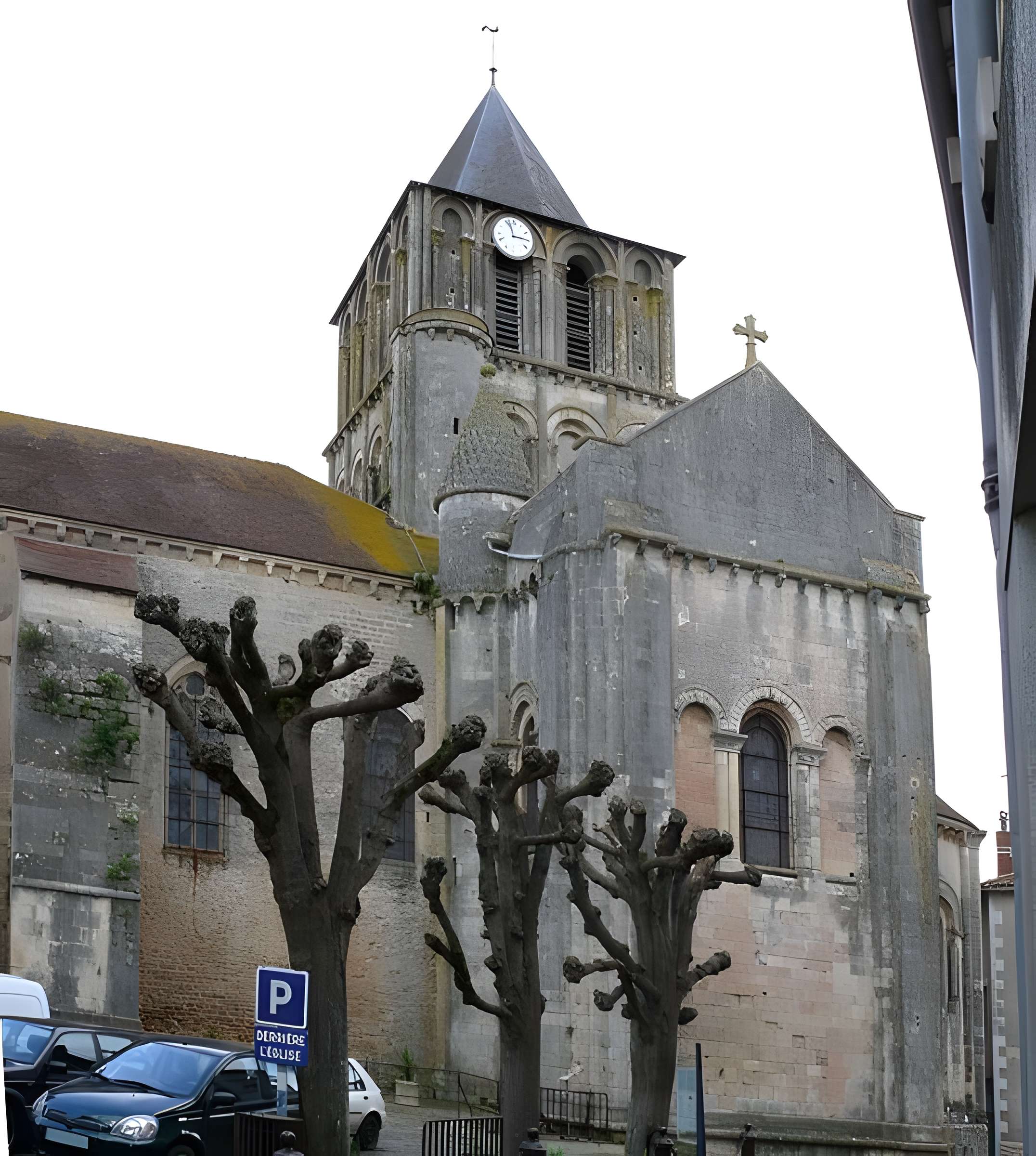 Église Notre-Dame-et-Saint-Junien de Lusignan 