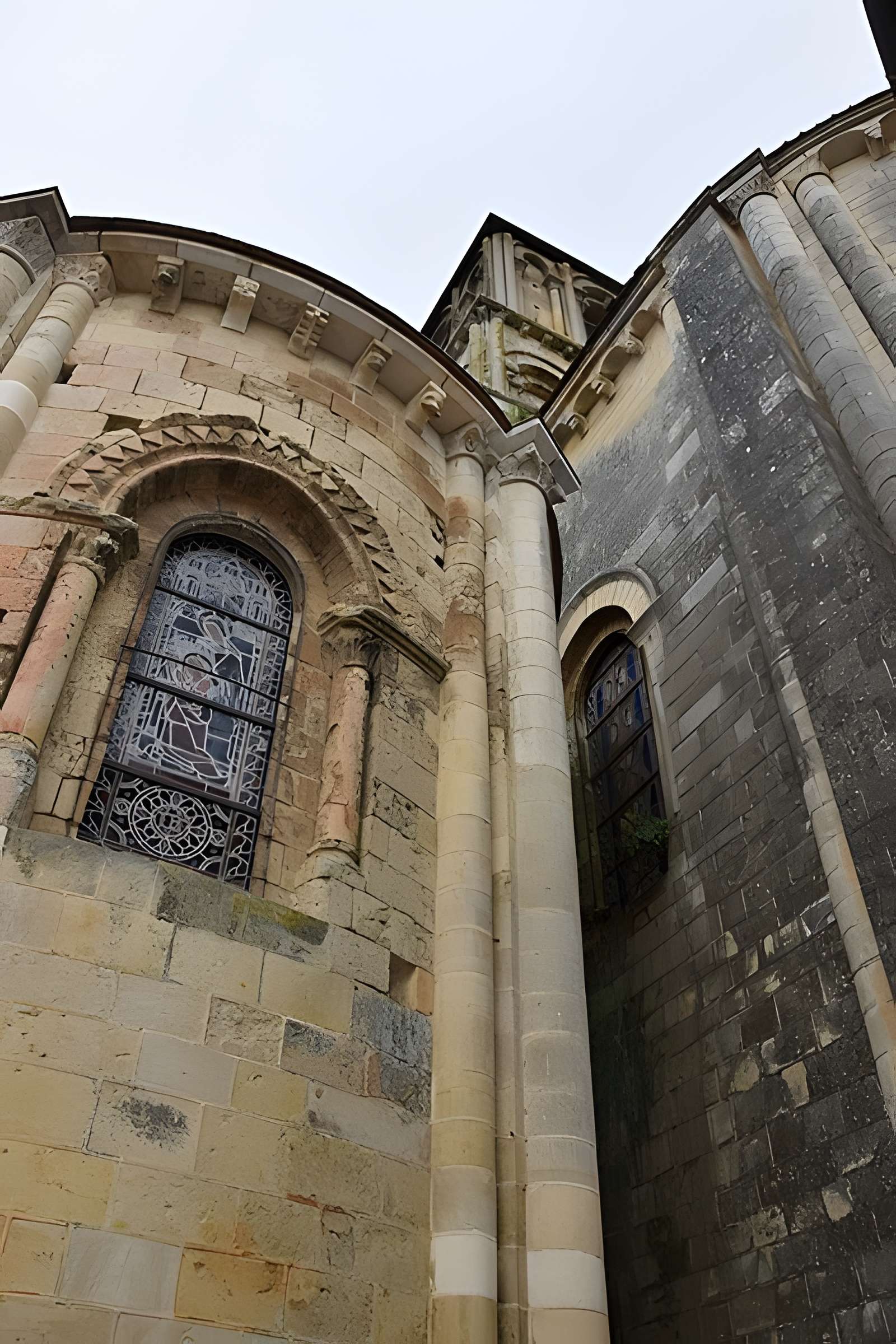 Église Notre-Dame-et-Saint-Junien de Lusignan