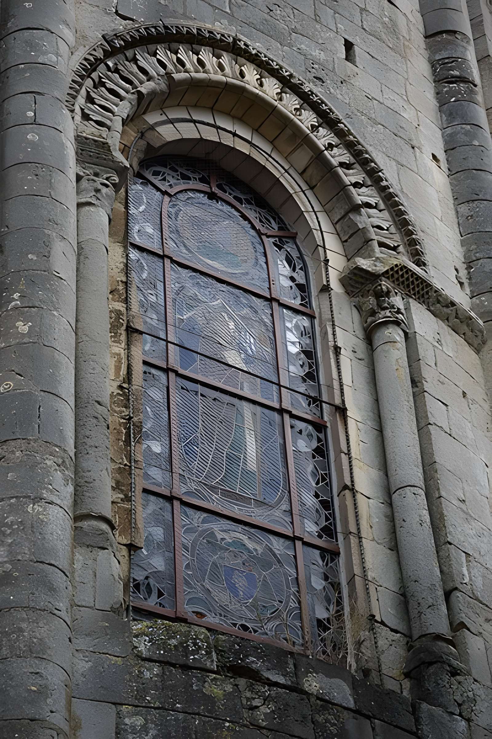 Église Notre-Dame-et-Saint-Junien de Lusignan