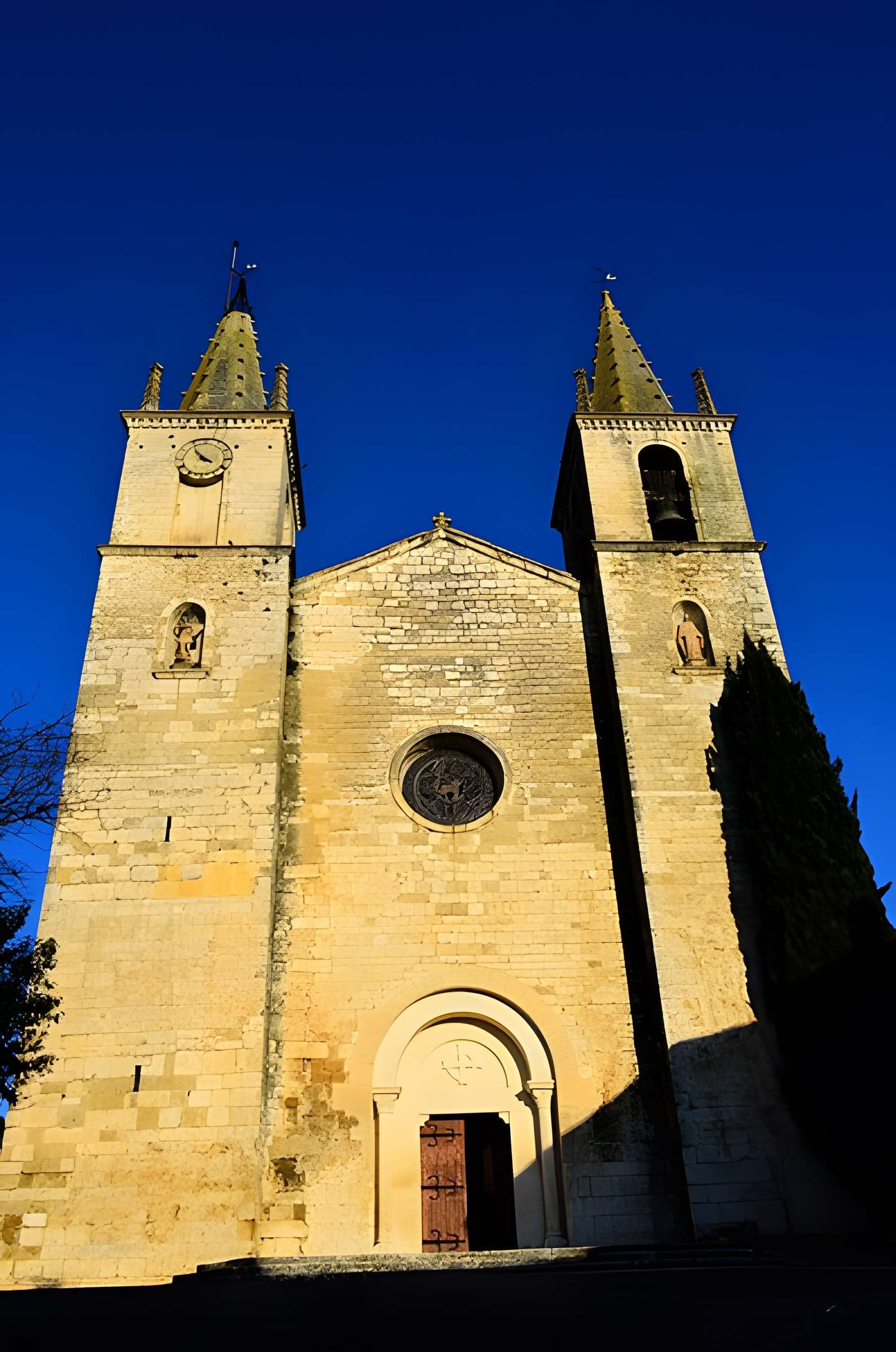 Église Notre-Dame-et-Saint-Michel de Goudargues