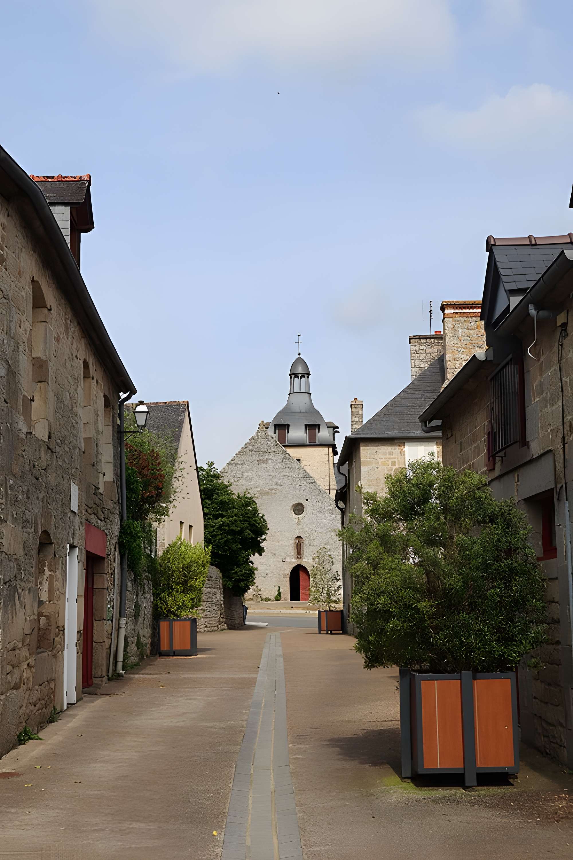 Église priorale Saint-Martin de Tremblay