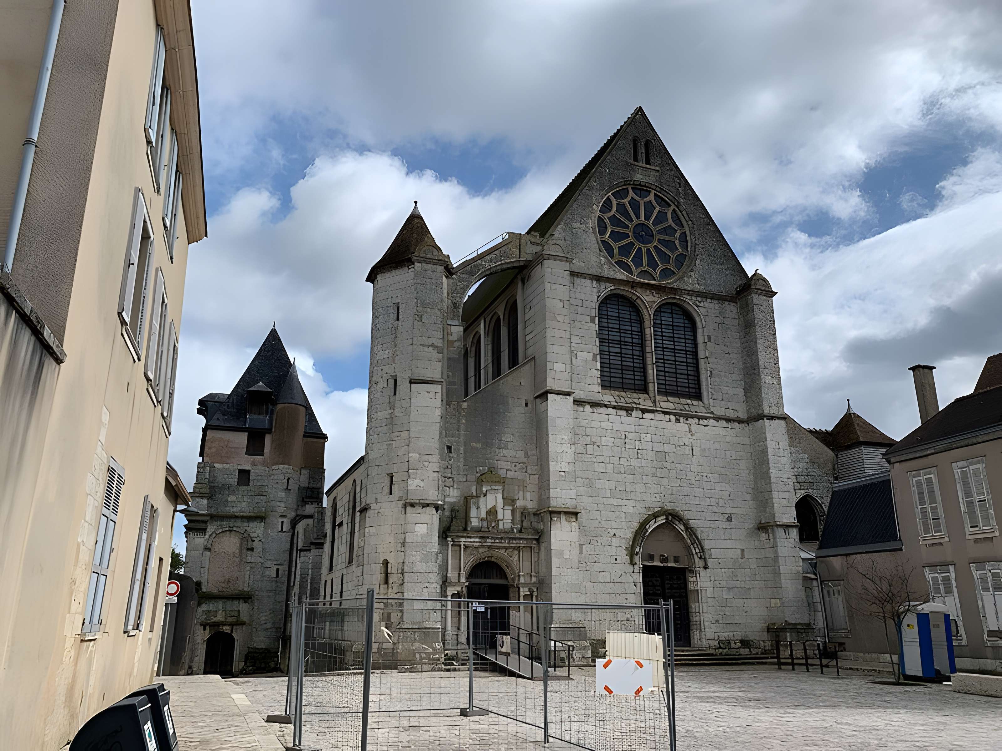 Église Saint-Aignan de Chartres