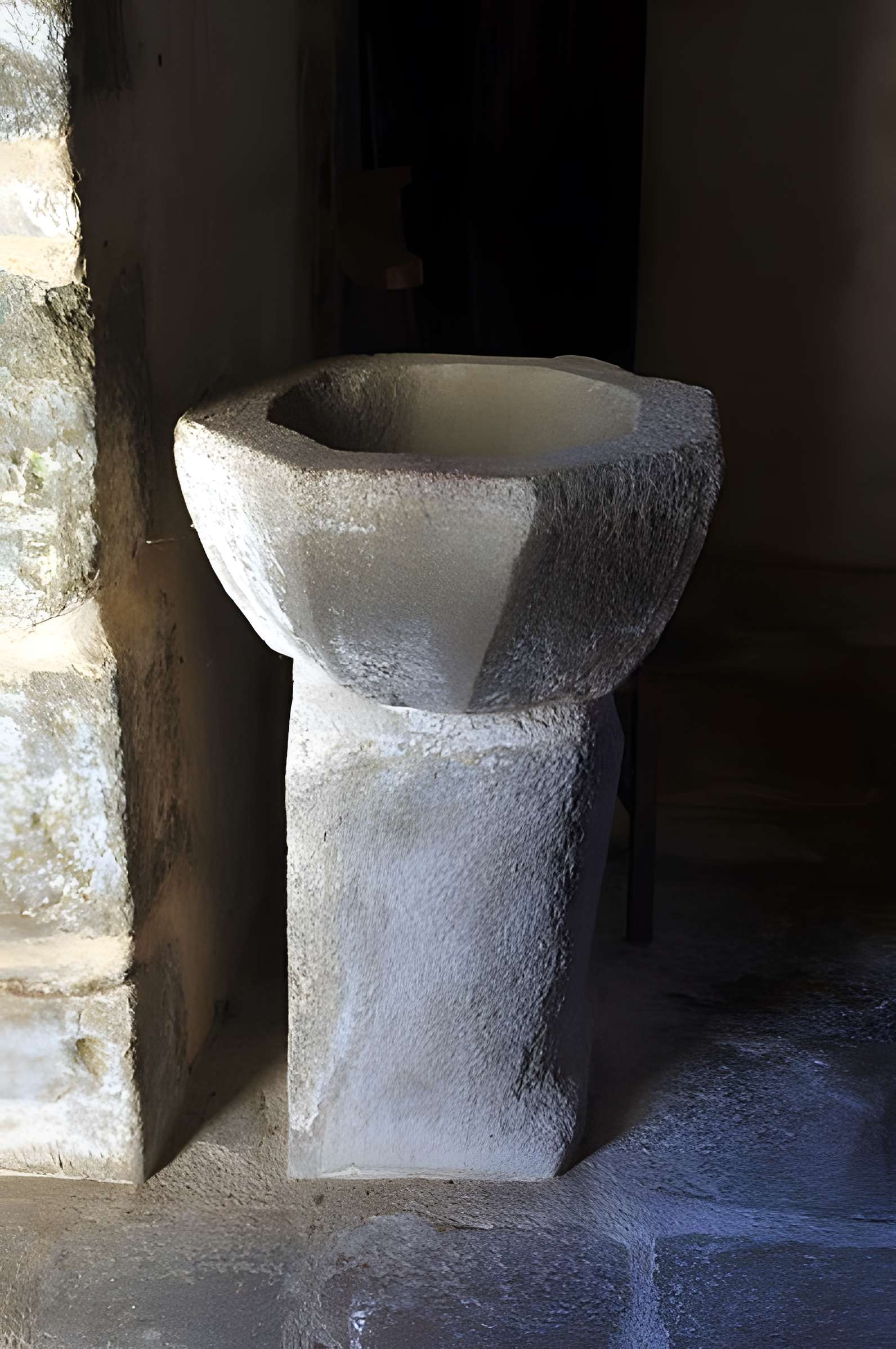 Église Saint-Aignan de Ladignac-le-Long