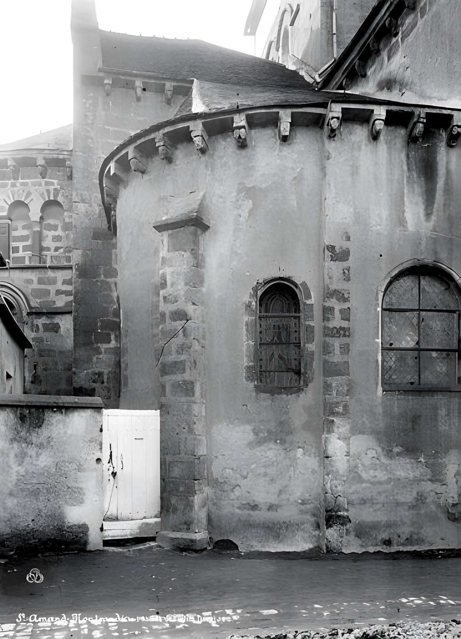 Église Saint-Amand de Saint-Amand-Montrond