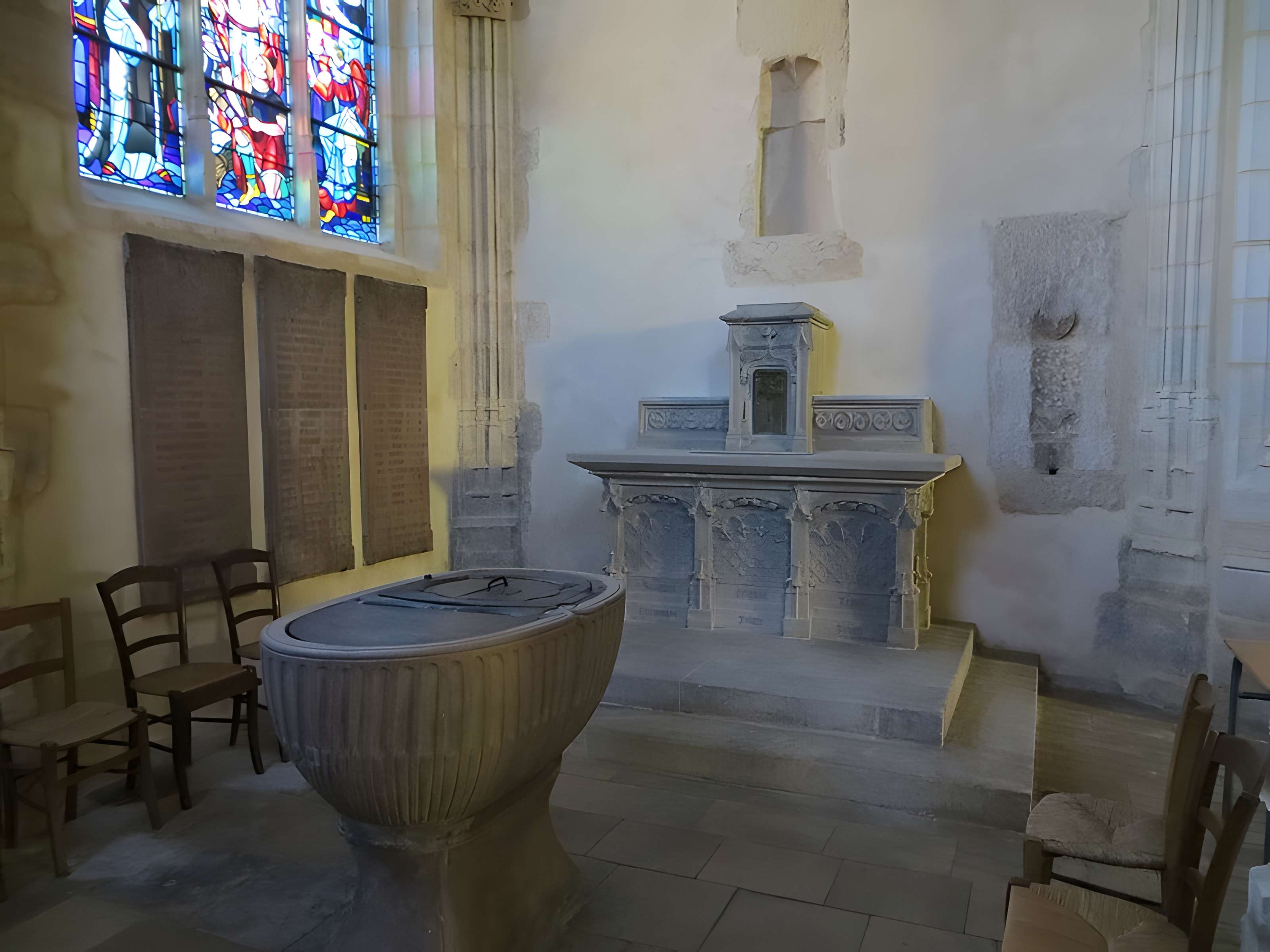 Église Saint-Amand de Saint-Amand-Montrond