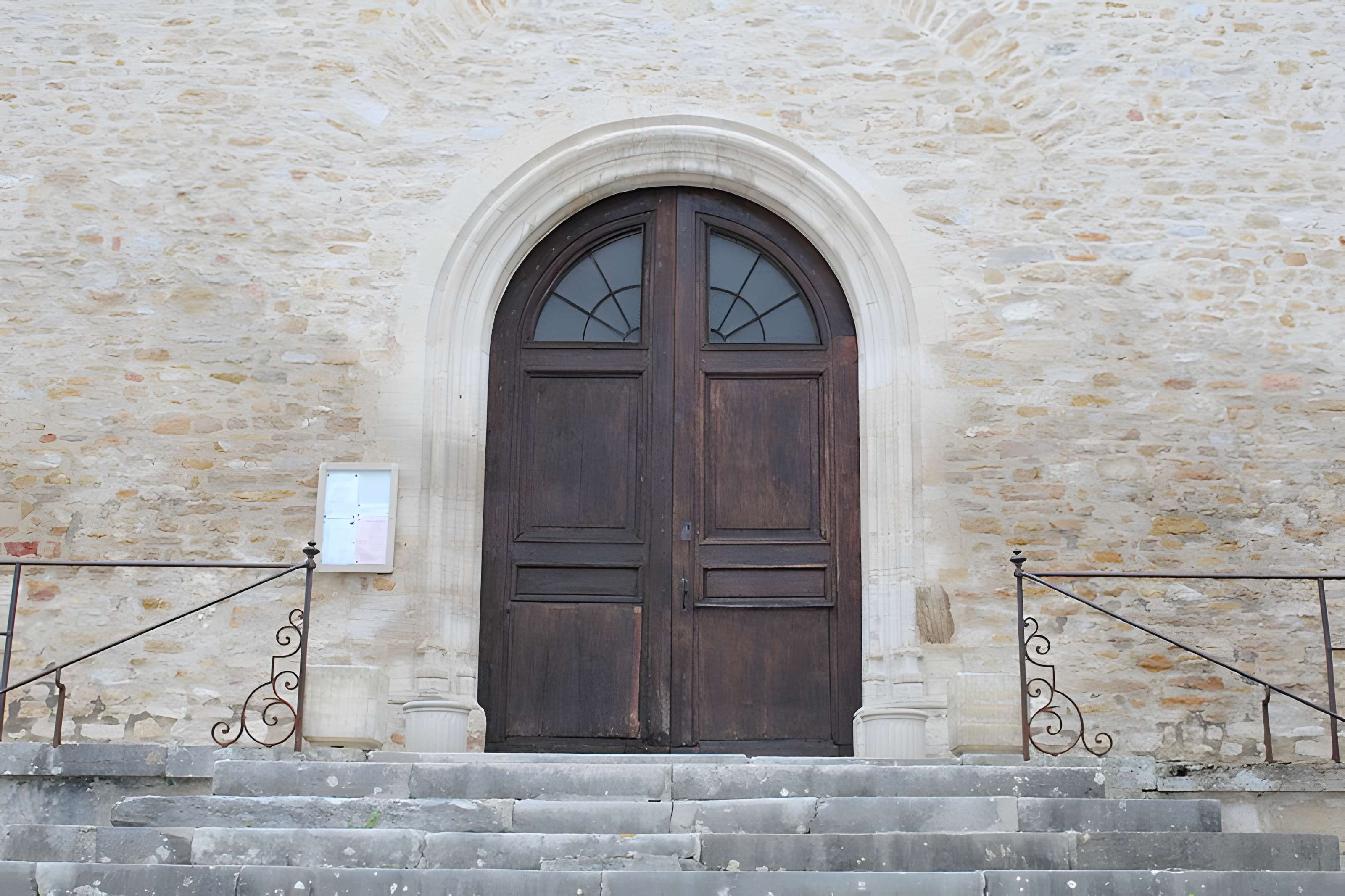 Église Saint-Amateur-et-Saint-Viateur de Saint-Amour