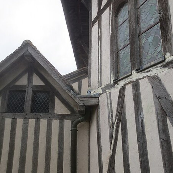 Photo de Église Saint-Jacques-et-Saint-Philippe de Lentilles