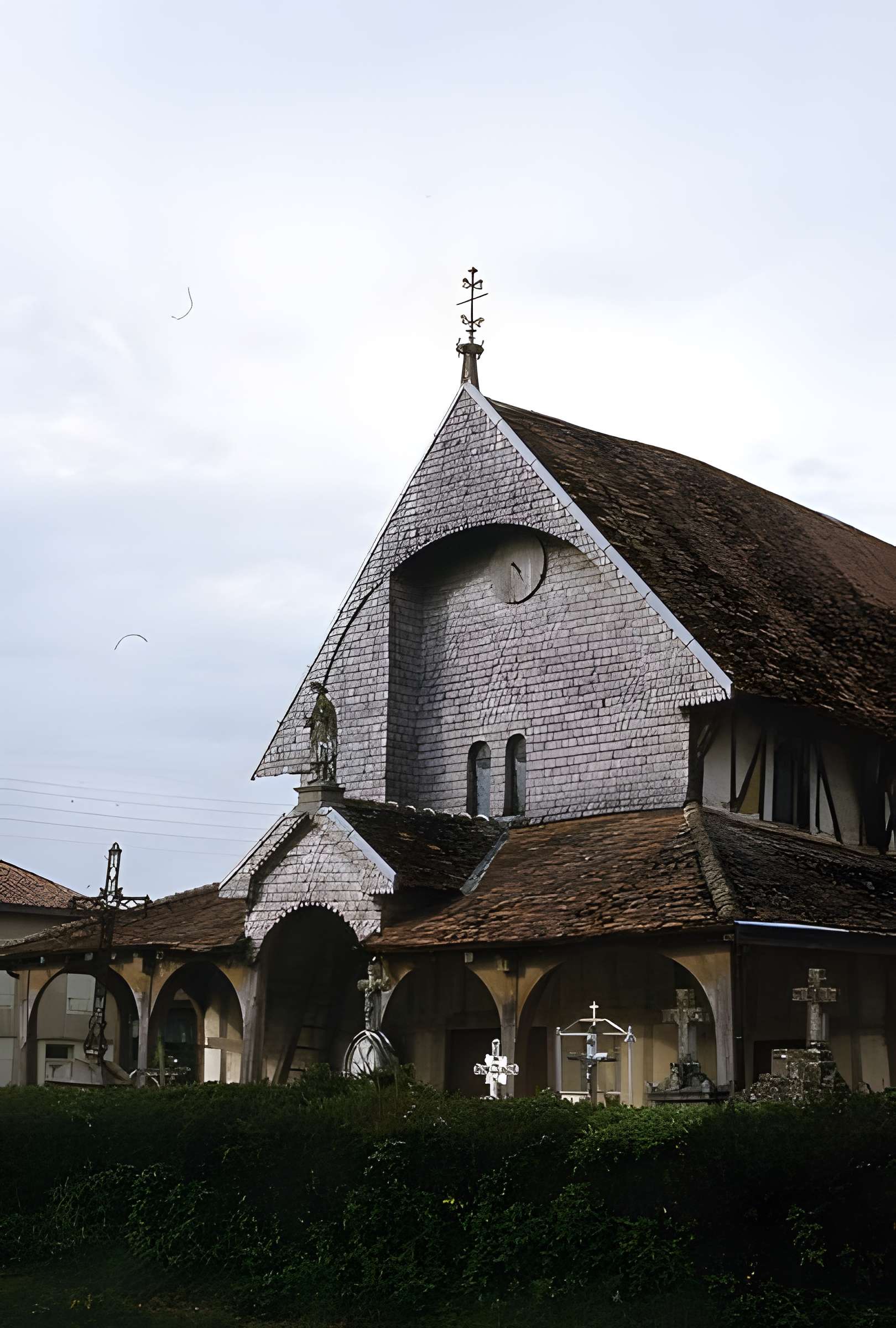 Église Saint-Jacques-et-Saint-Philippe de Lentilles