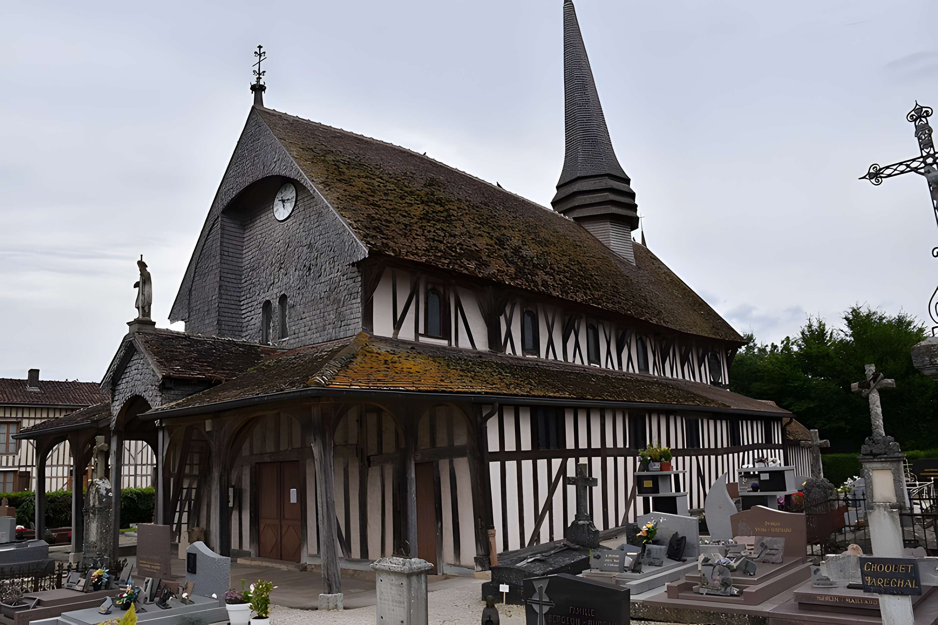 Église Saint-Jacques-et-Saint-Philippe de Lentilles