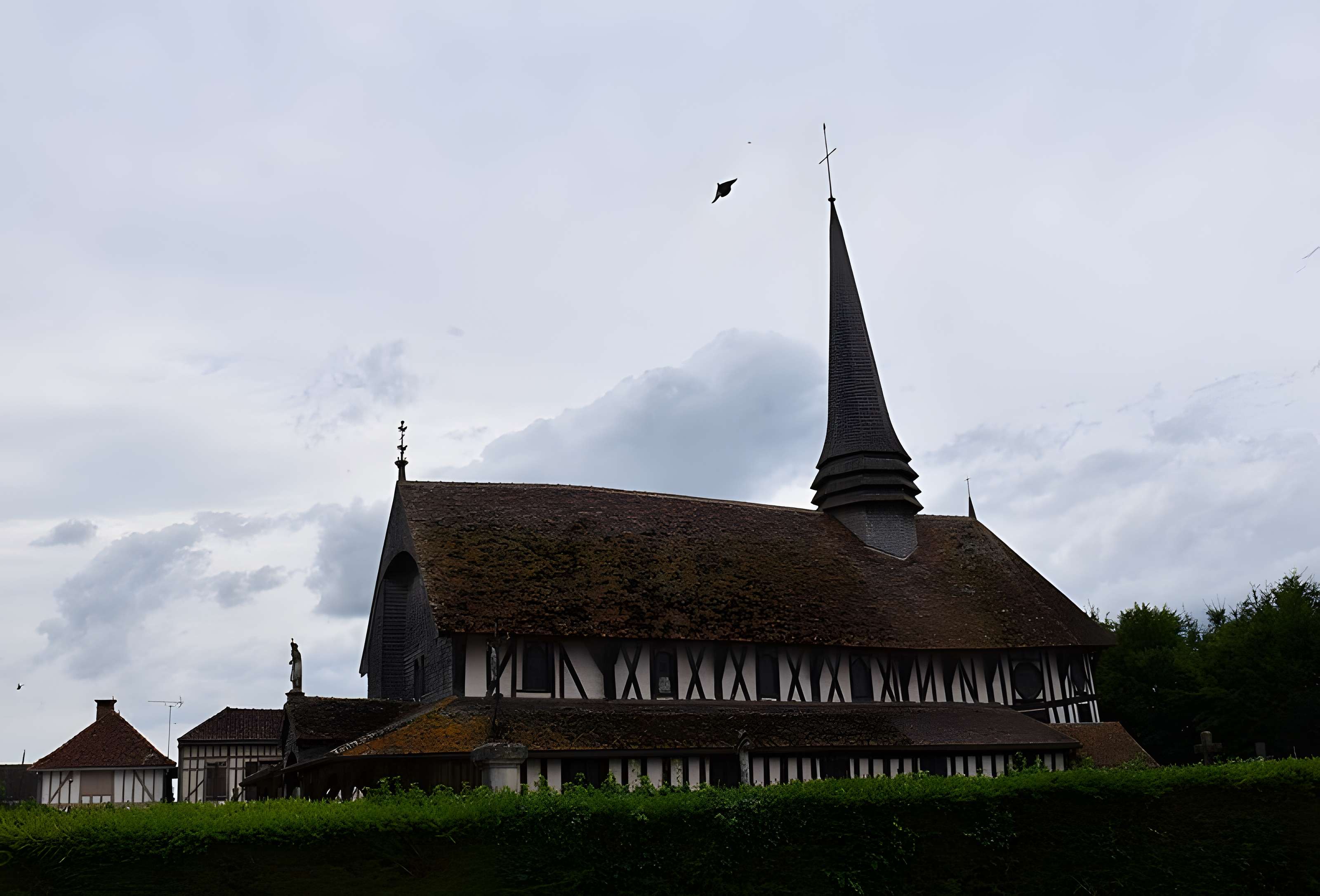 Église Saint-Jacques-et-Saint-Philippe de Lentilles