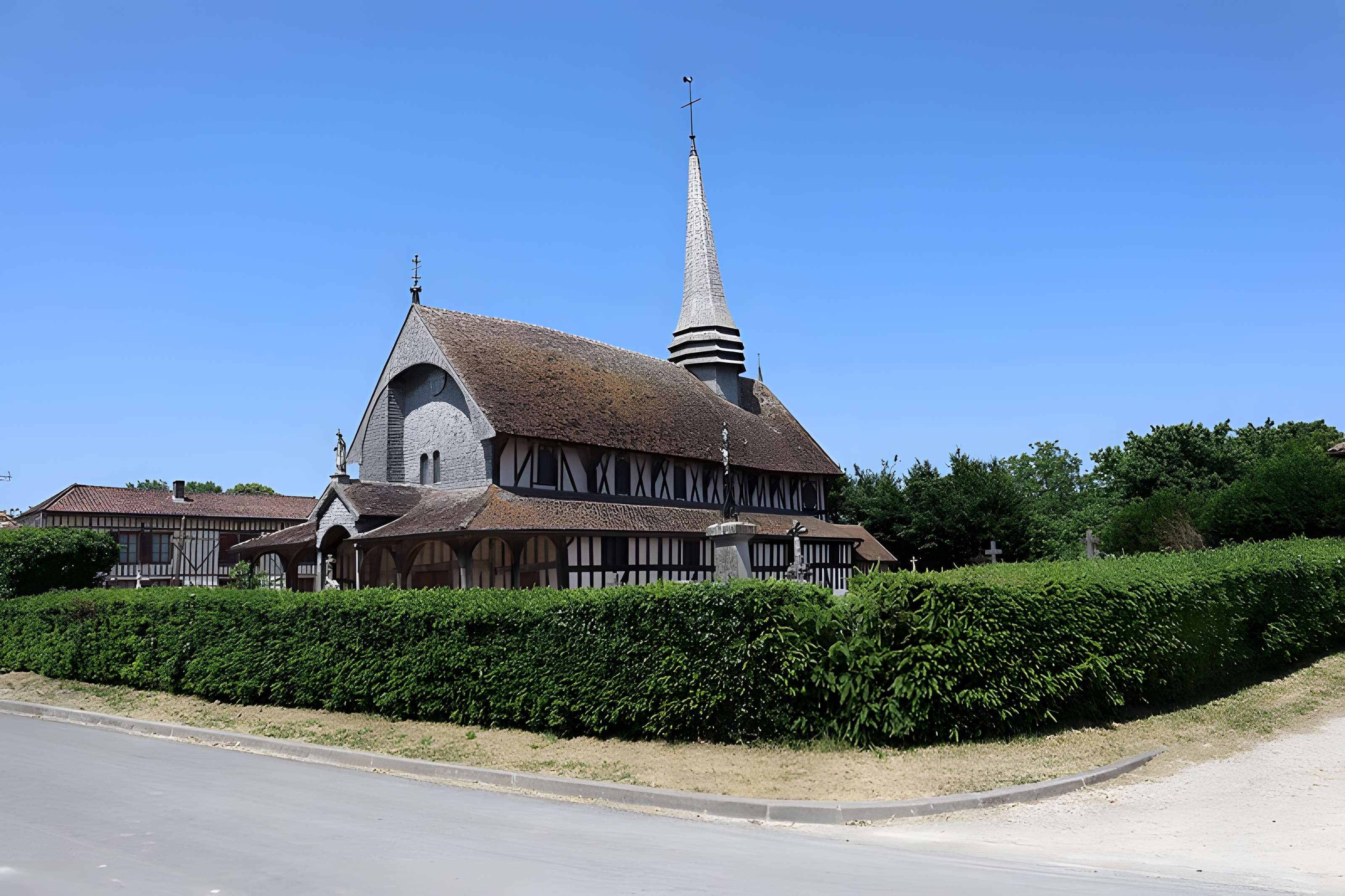 Église Saint-Jacques-et-Saint-Philippe de Lentilles