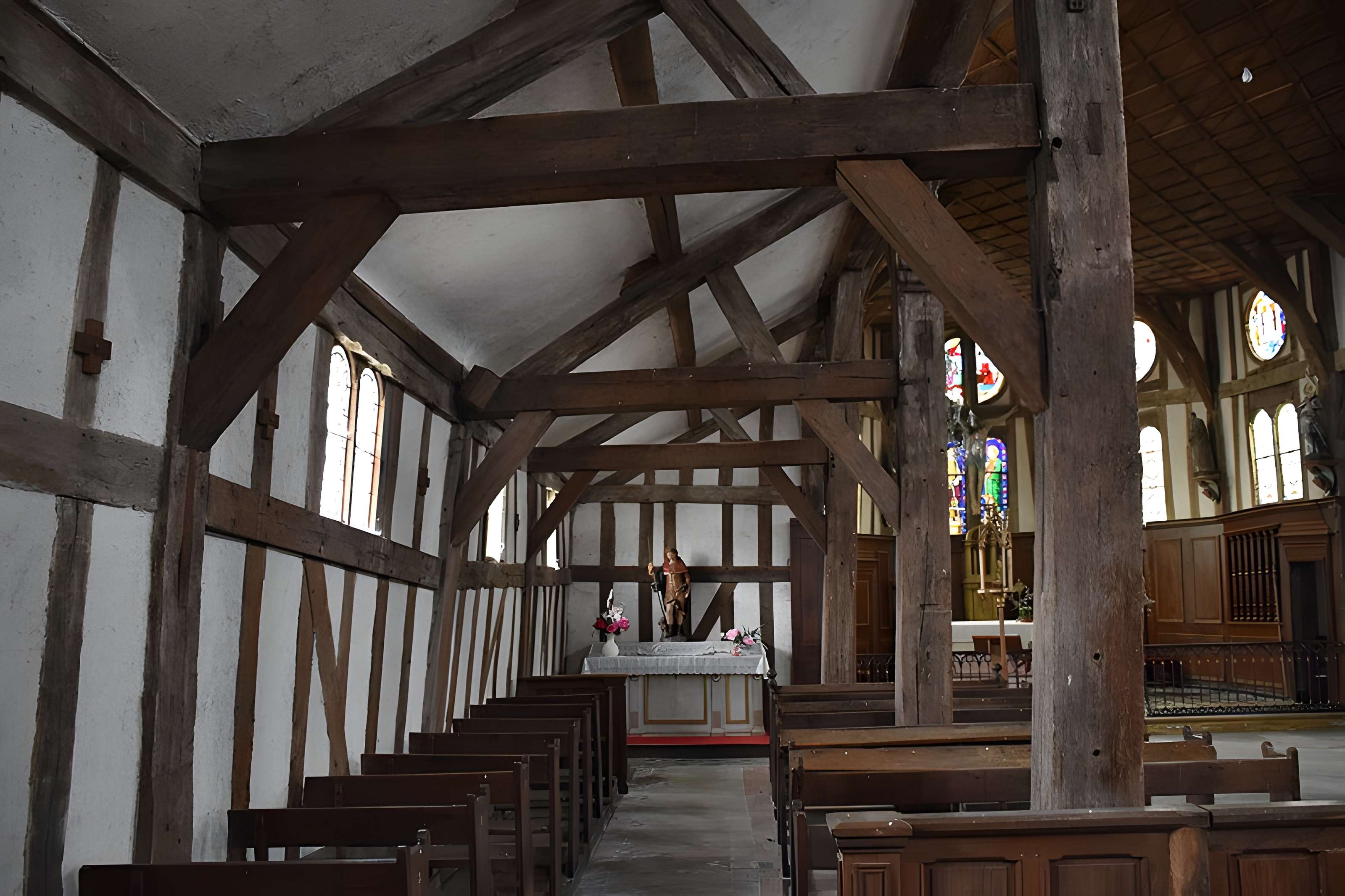 Église Saint-Jacques-et-Saint-Philippe de Lentilles
