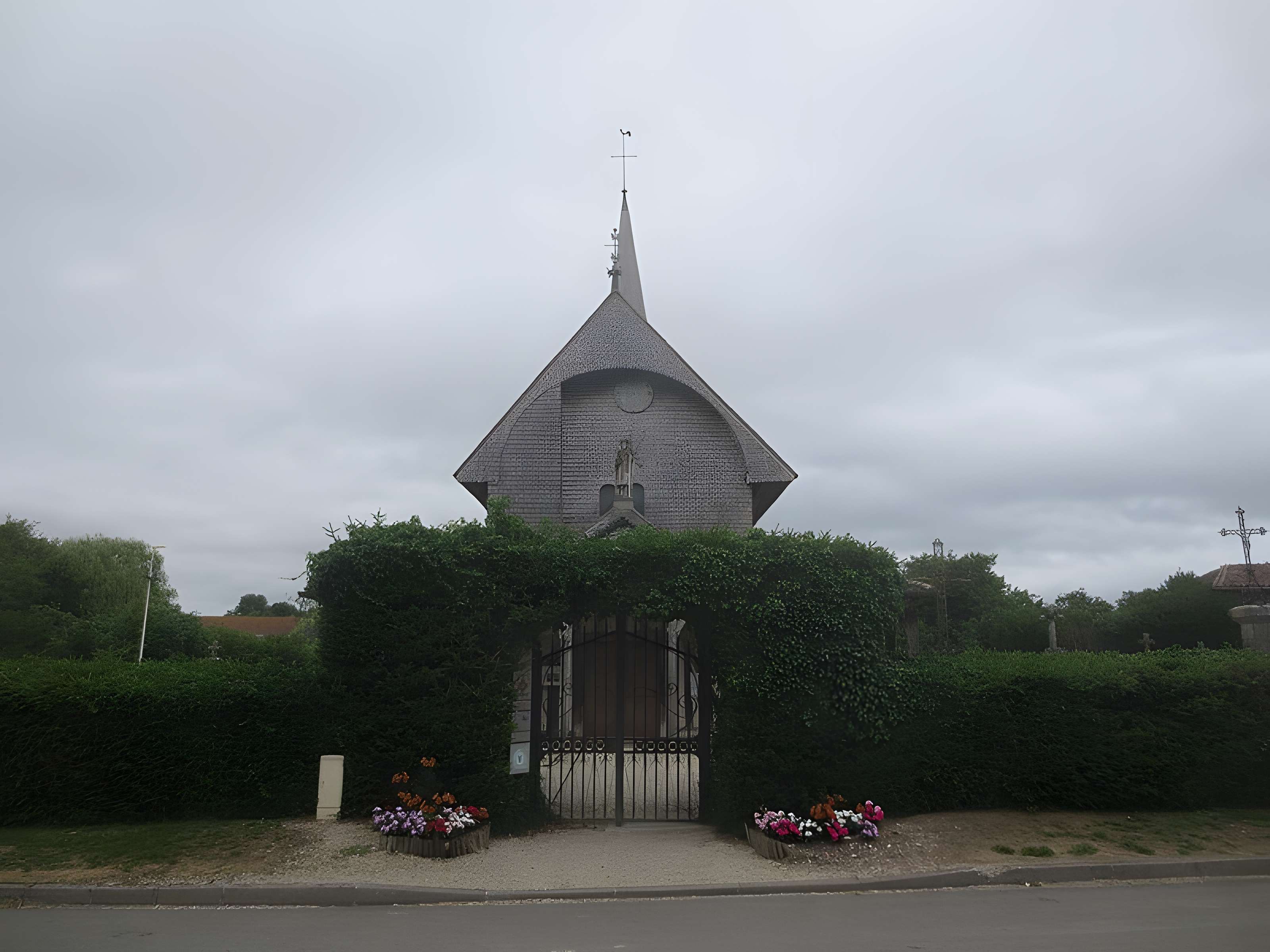 Église Saint-Jacques-et-Saint-Philippe de Lentilles