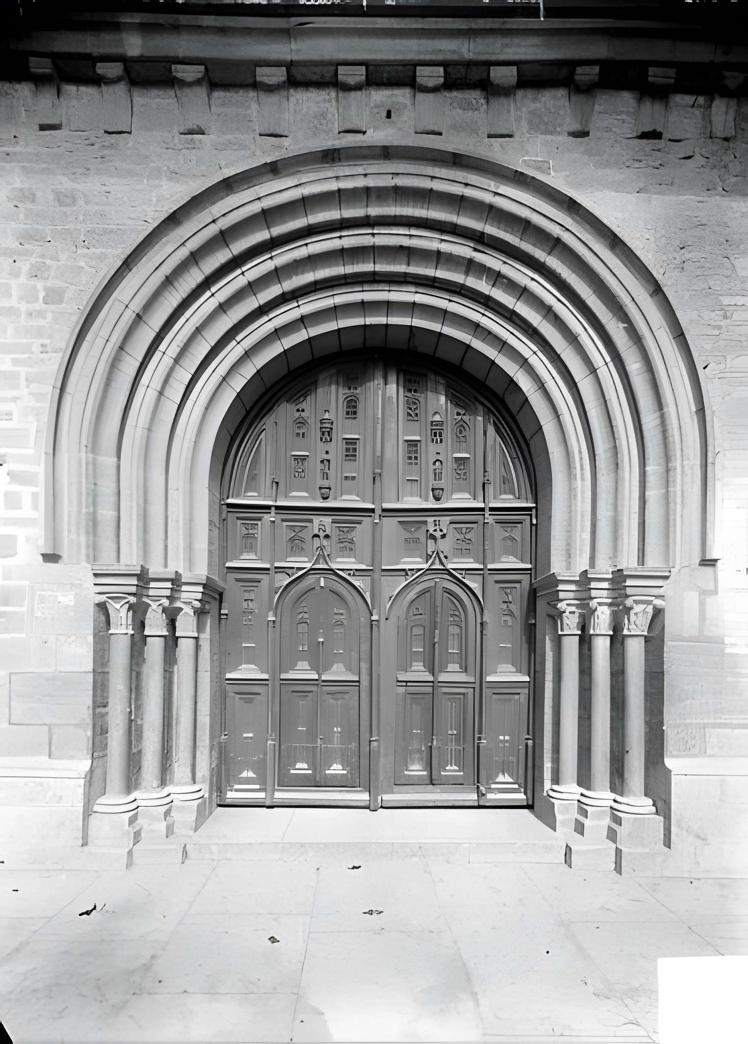 Église Saint-Anatoile de Salins-les-Bains