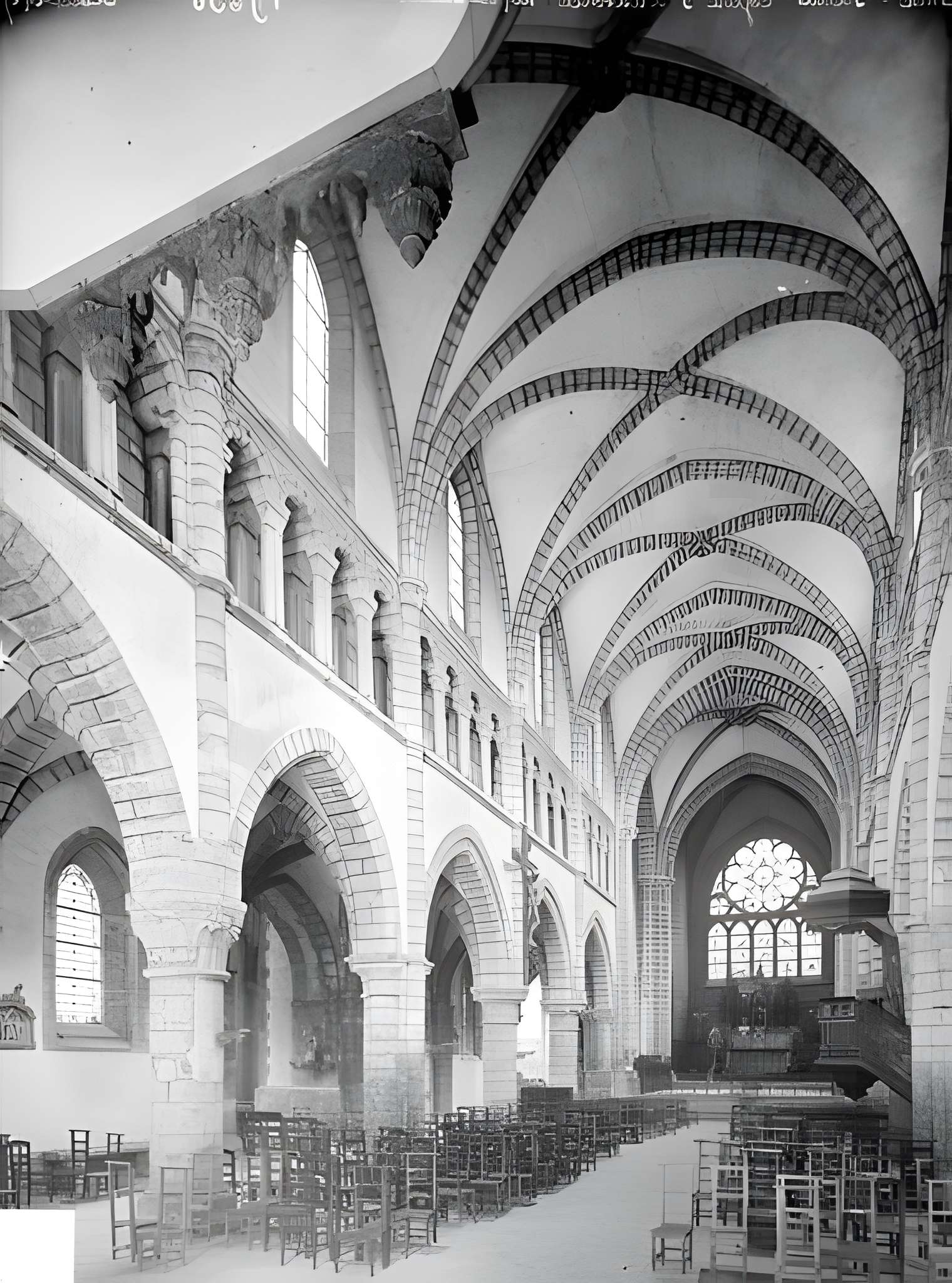 Église Saint-Anatoile de Salins-les-Bains