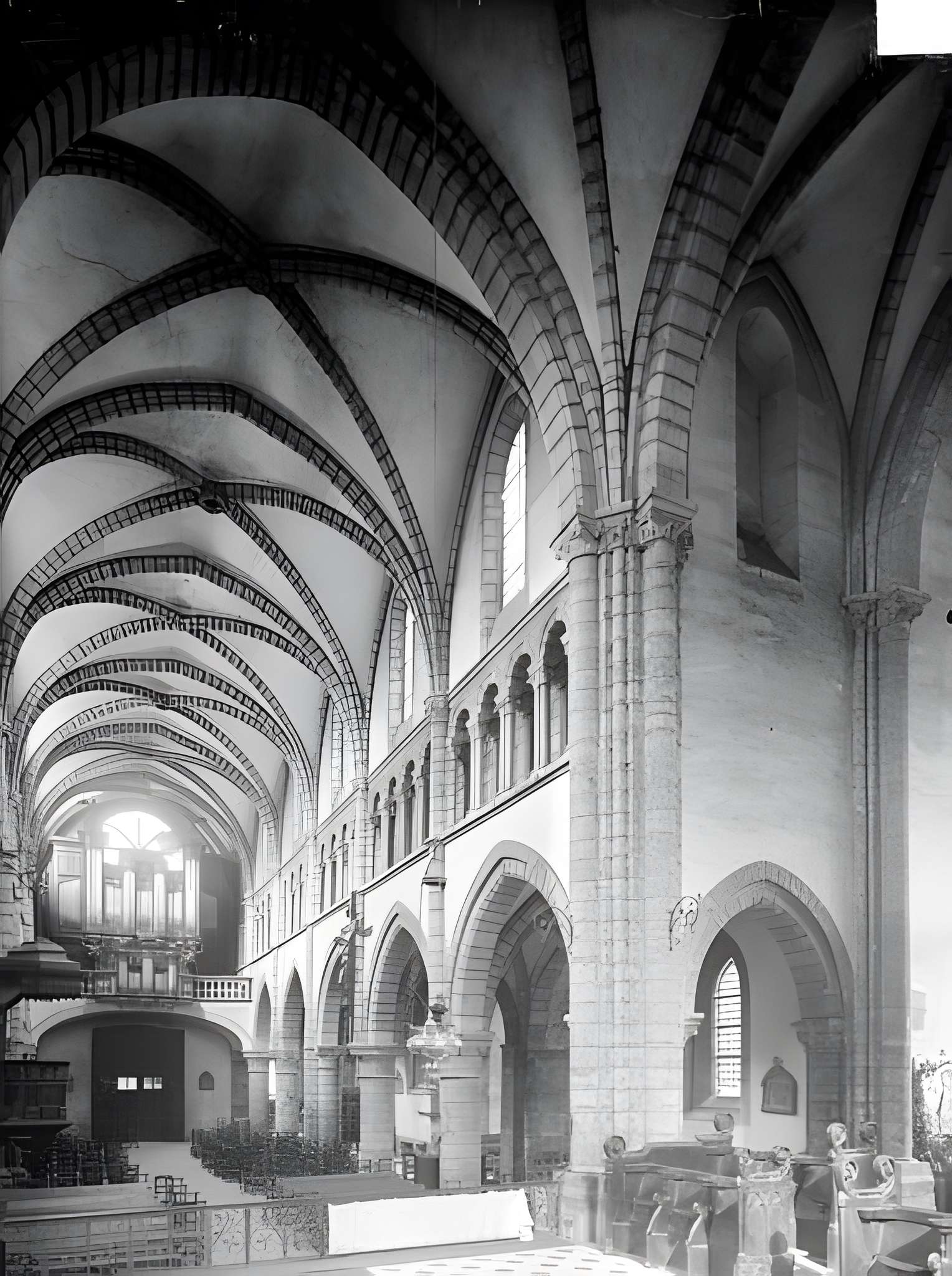 Église Saint-Anatoile de Salins-les-Bains